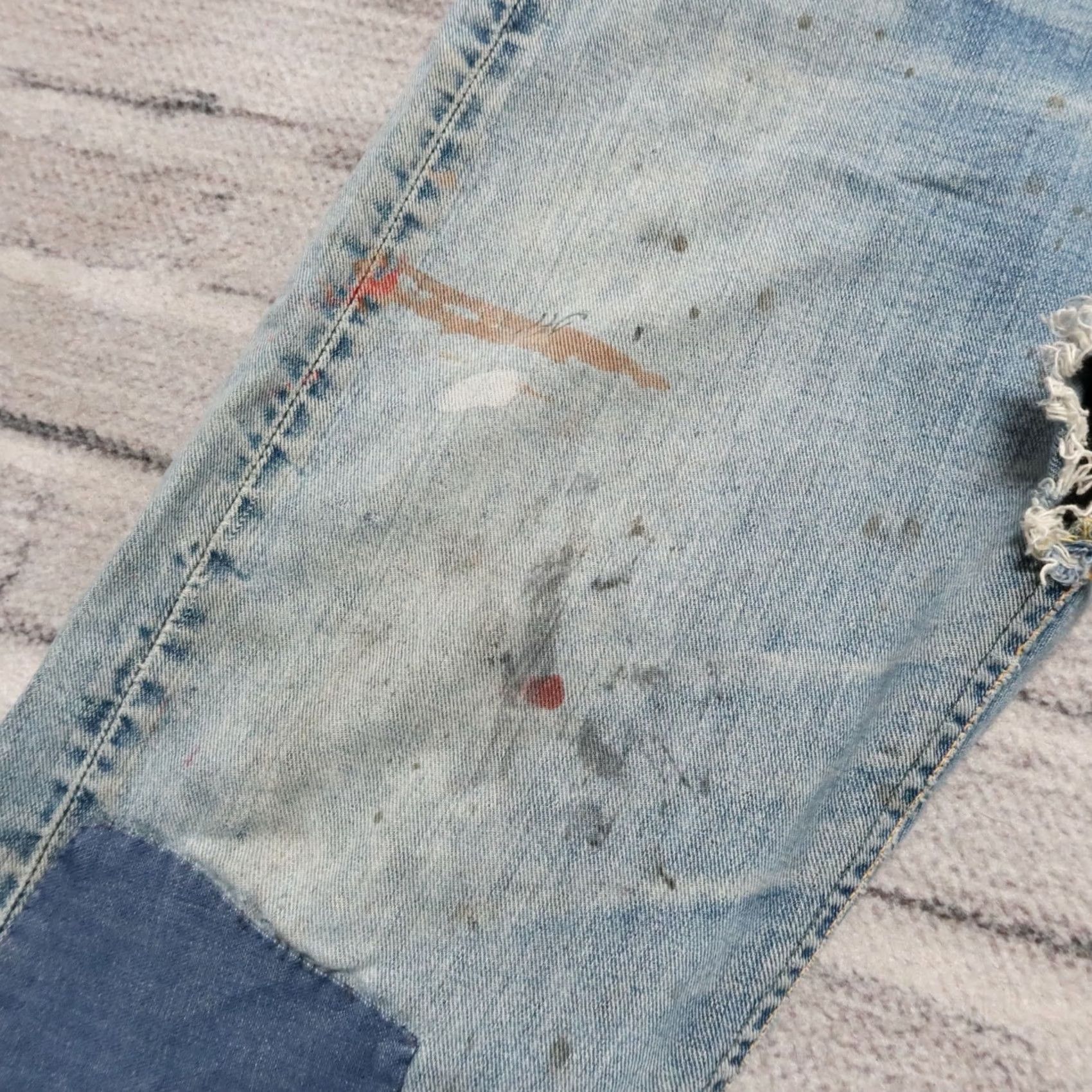 Lee VINTAGE Lee Riders Jeans Mens Denim Stonewash Light Wash Sanforized Distressed Selvedge 27x29 Closure Zip 8" Opening Size US 27 - 4 Thumbnail
