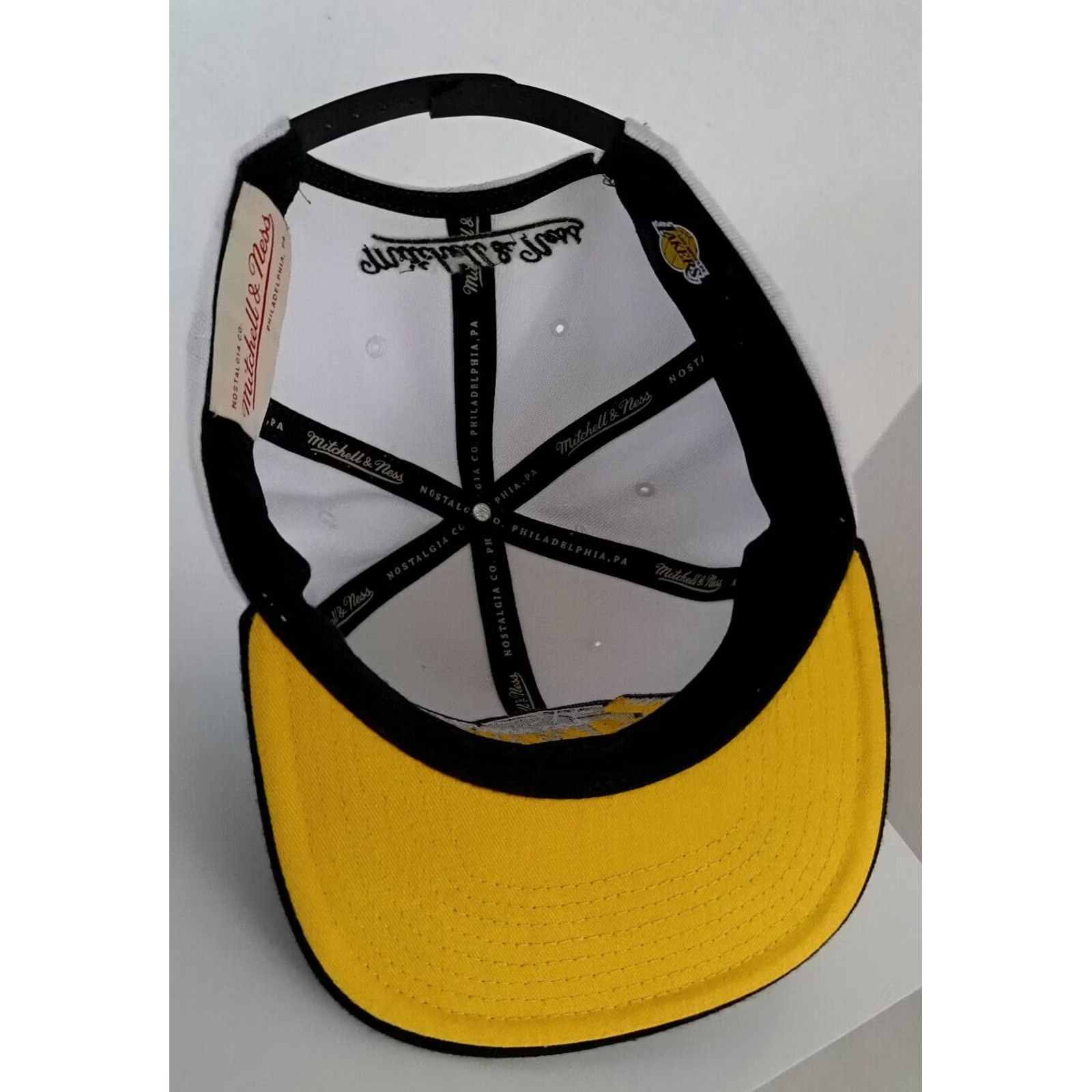 Reebok VINTAGE Mitchell&Ness LA Lakers Basketball Adjustable Hat Size ONE SIZE - 3 Thumbnail