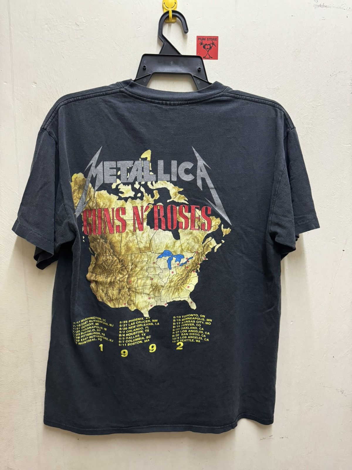 Guns N' Roses Vintage Gun N Roses & Metallica Size US L / EU 52-54 / 3 - 4 Thumbnail