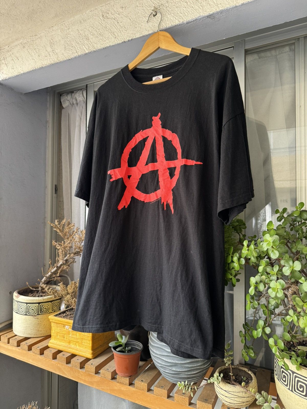 Vintage Vintage 00’s Anarchy t shirt Size US XXL / EU 58 / 5 - 1 Thumbnail
