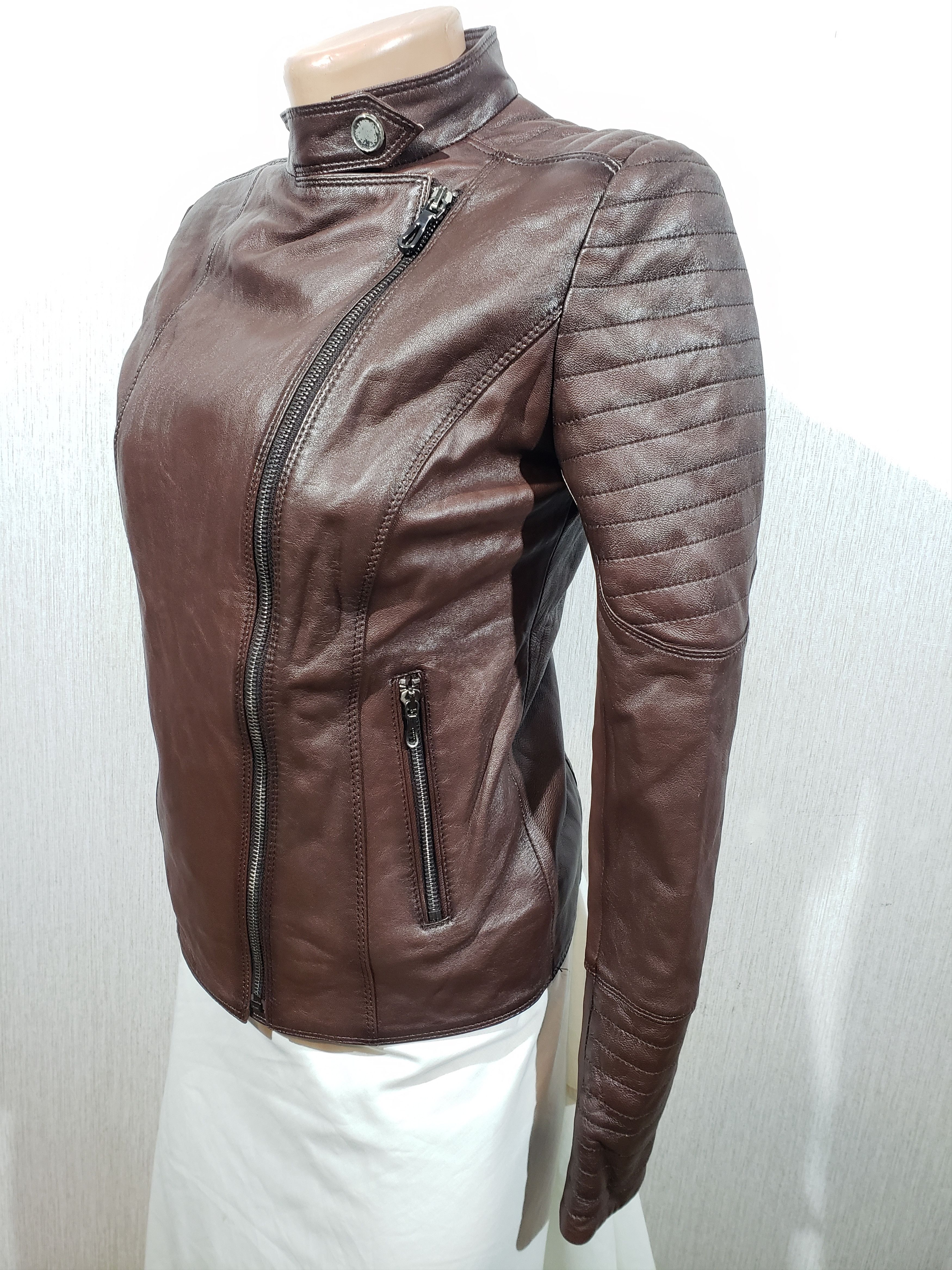 Designer Women's leather jacket made of genuine brown leather. Size S / US 4 / IT 40 - 3 Thumbnail