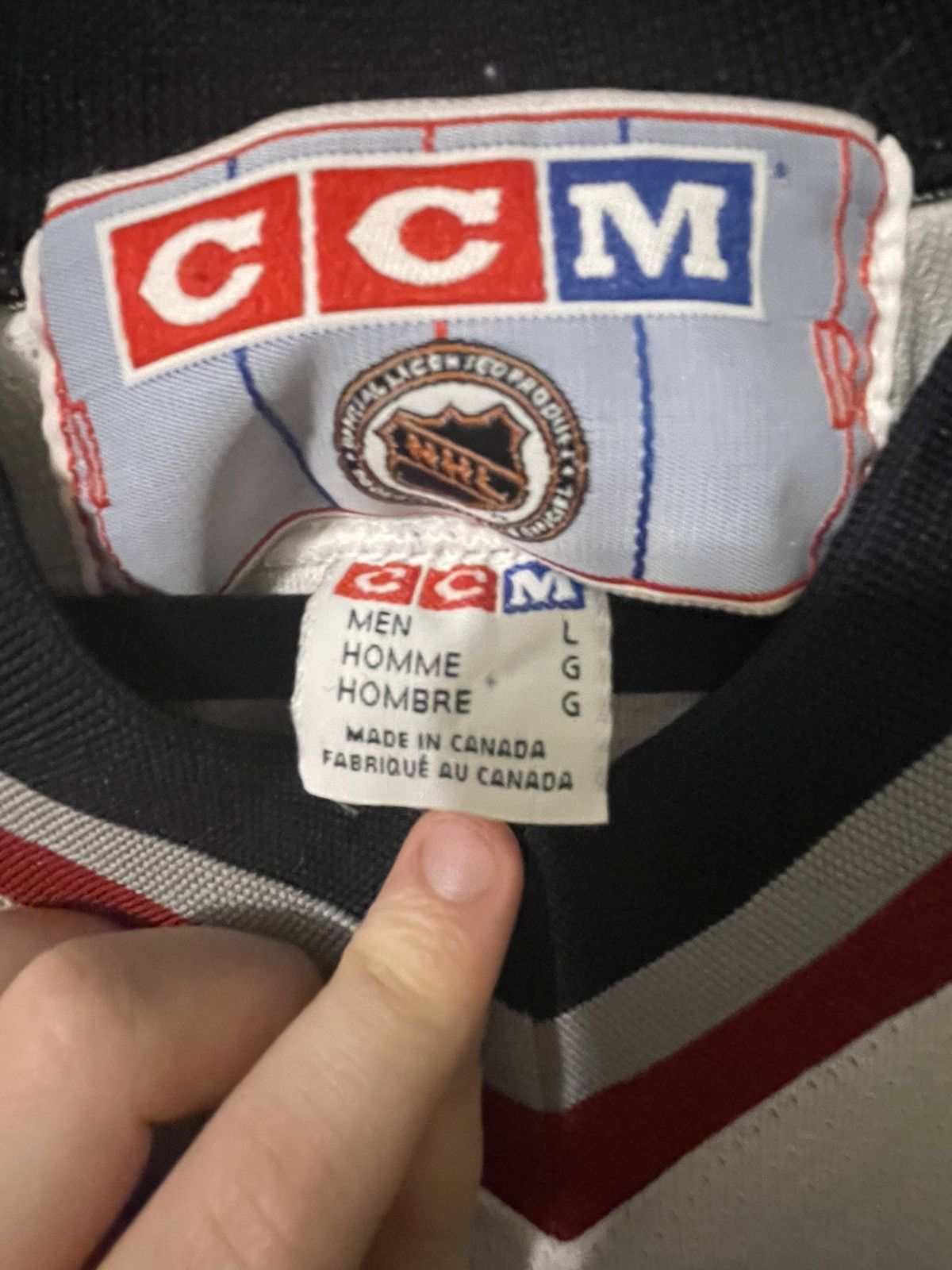 Other Vancouver Canucks jersey Size US XL / EU 56 / 4 - 2 Thumbnail