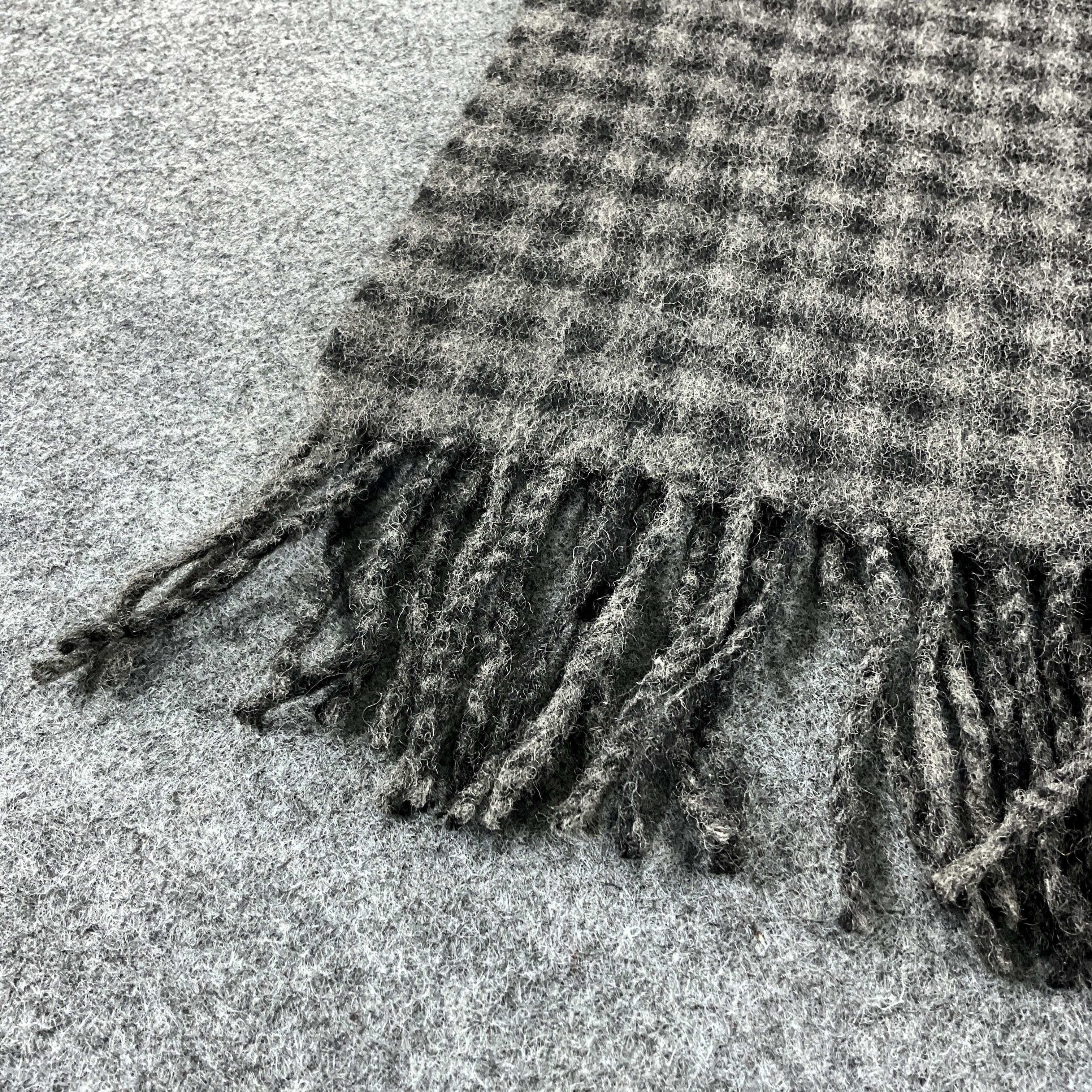 agnes b. Agnes B. Scarf / Muffler / Neckwear T1248 Size ONE SIZE - 7 Thumbnail