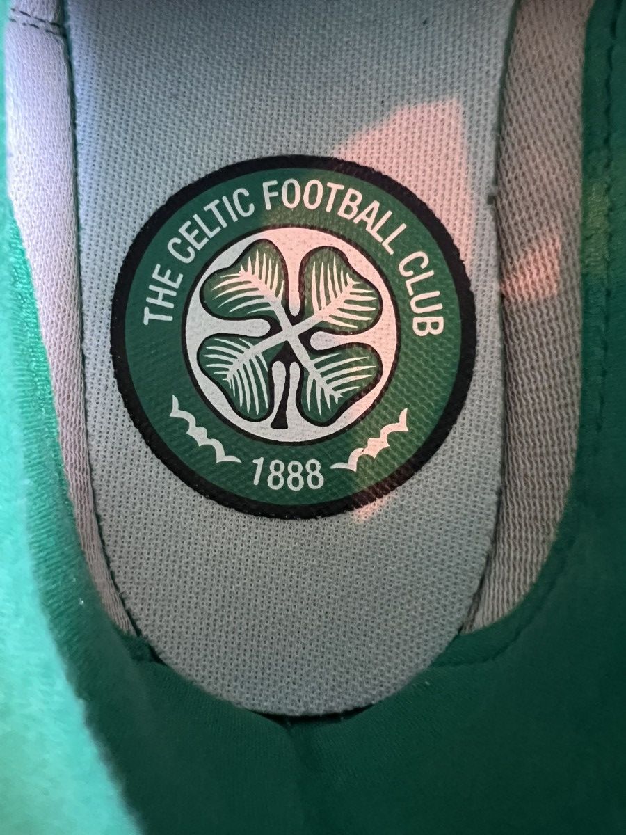 New Balance New Balance 997H ‘Celtic Football Club’ Size US 10.5 / EU 43-44 - 11 Thumbnail