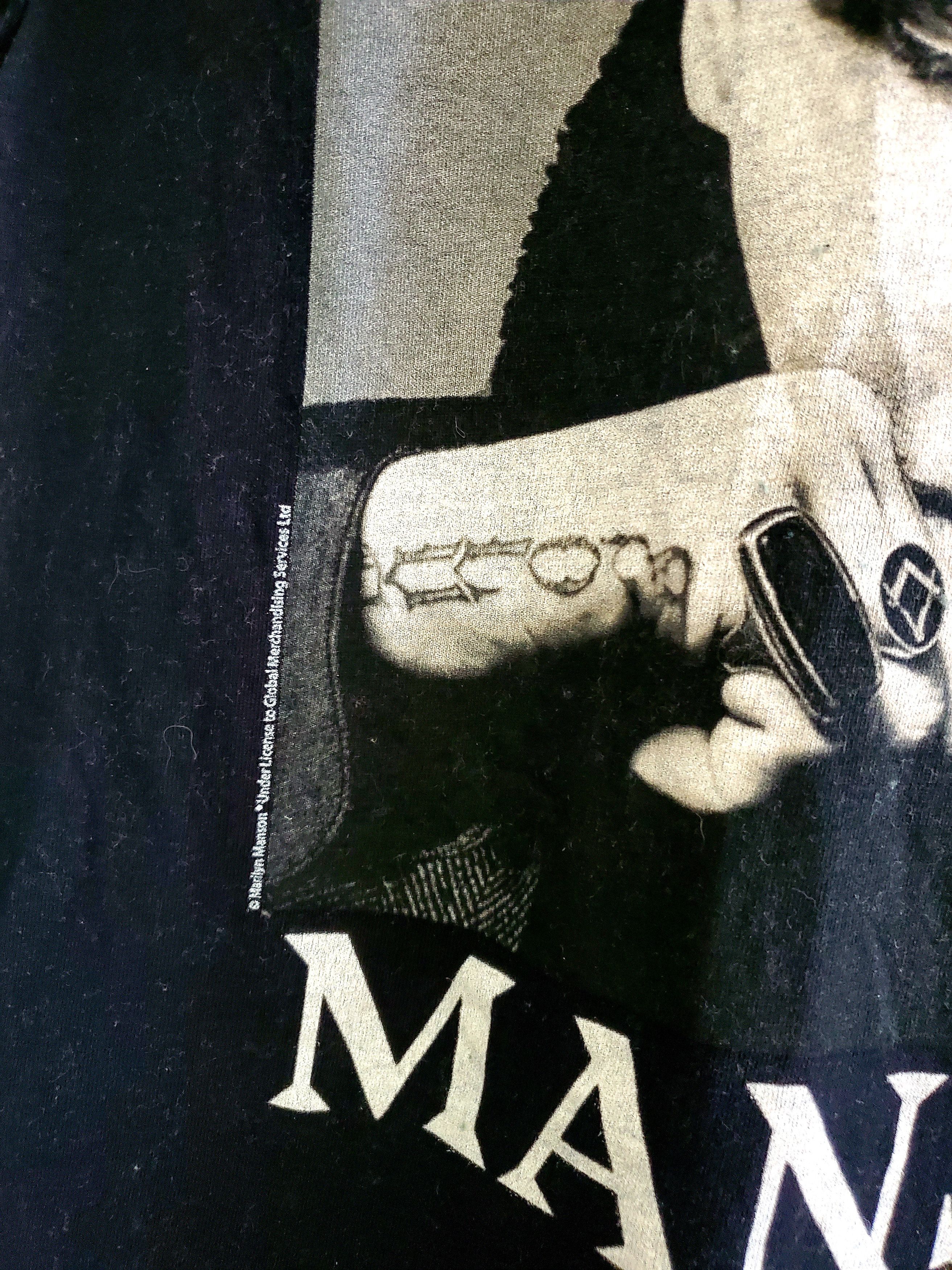 Band Tees × Vintage Vintage Marilyn Manson face metal rock band tee shirt sz M Size US M / EU 48-50 / 2 - 3 Thumbnail
