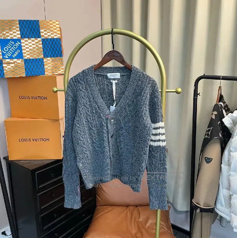 Thom Browne Thom Browne Gray Wool Women's Cardigan . Size M / US 6-8 / IT 42-44 - 1 Thumbnail