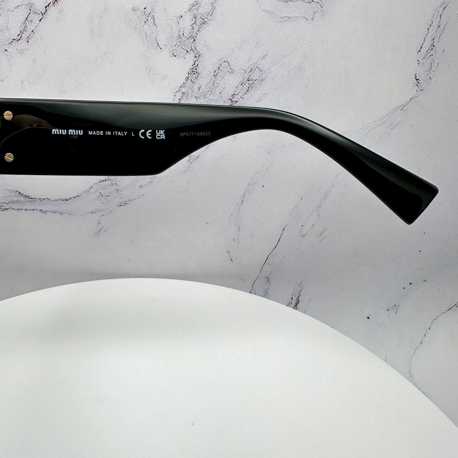 Miu Miu New MIU MIU Sunglasses Black Oval Acetate Gold Metal Logo Size ONE SIZE - 8 Thumbnail