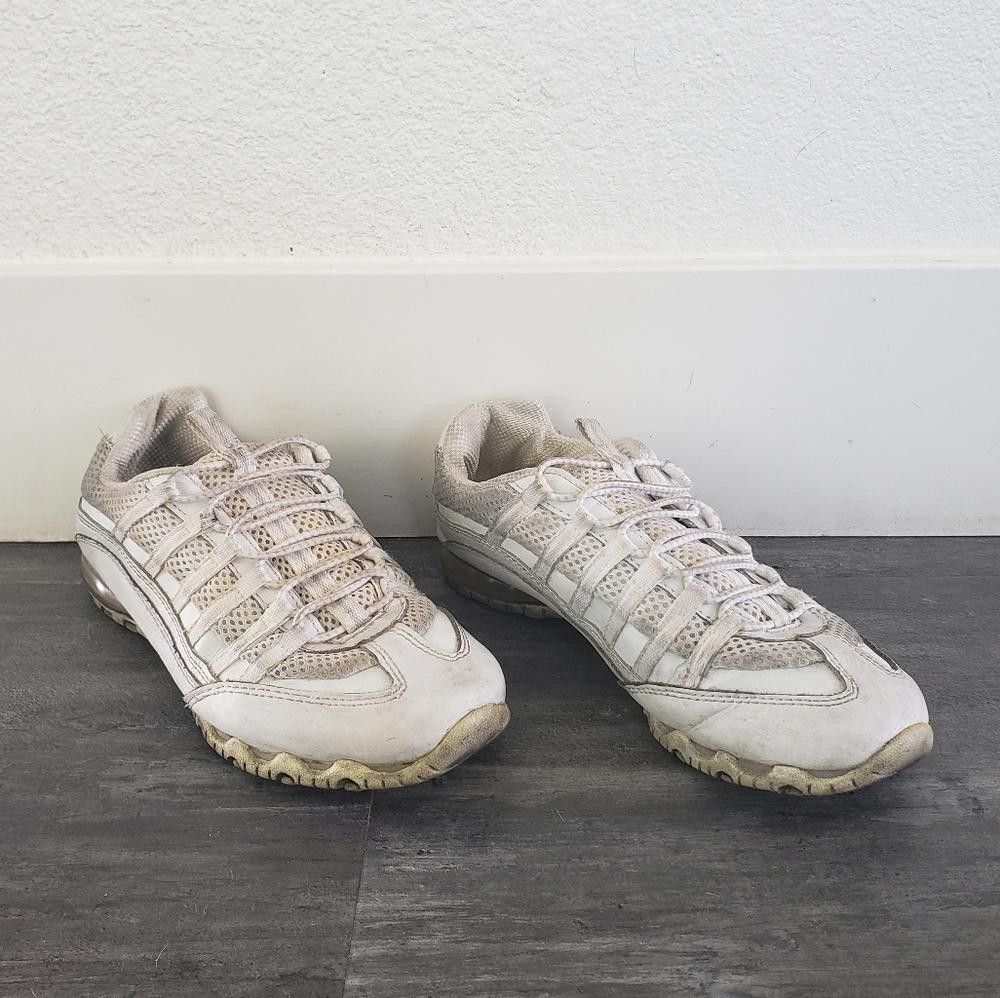 Designer White Bellini Detailed Danskin Athletic Sneaks Size US 7.5 / IT 37.5 - 2 Thumbnail