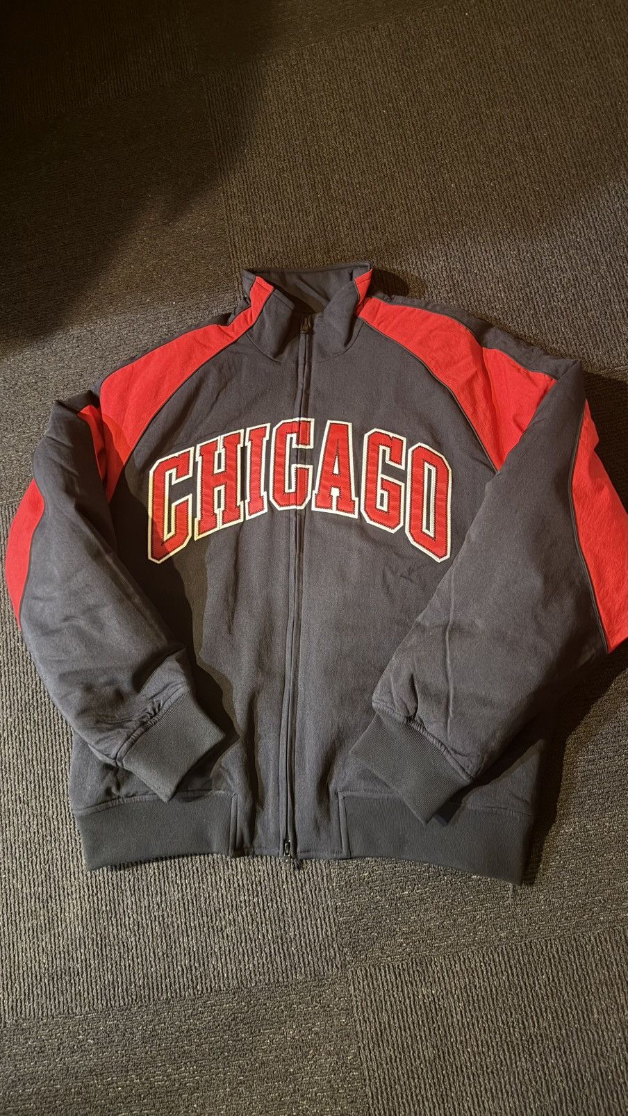 Kith Kith x Chicago bulls Jacket (Chicago store exclusive only) Size US M / EU 48-50 / 2 - 2 Thumbnail