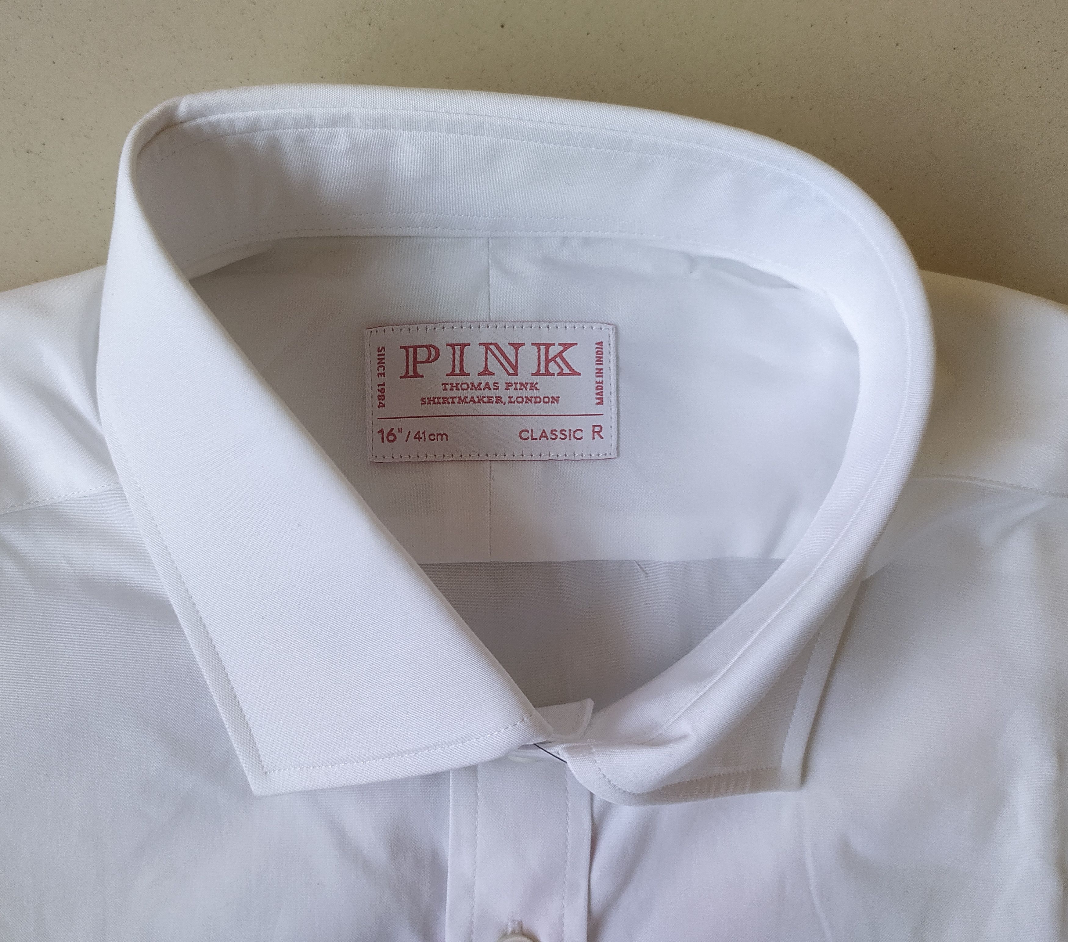 Thomas Pink Thomas Pink Formal Solid Cotton Shirt Free Shipping T/112 Size US M / EU 48-50 / 2 - 5 Thumbnail