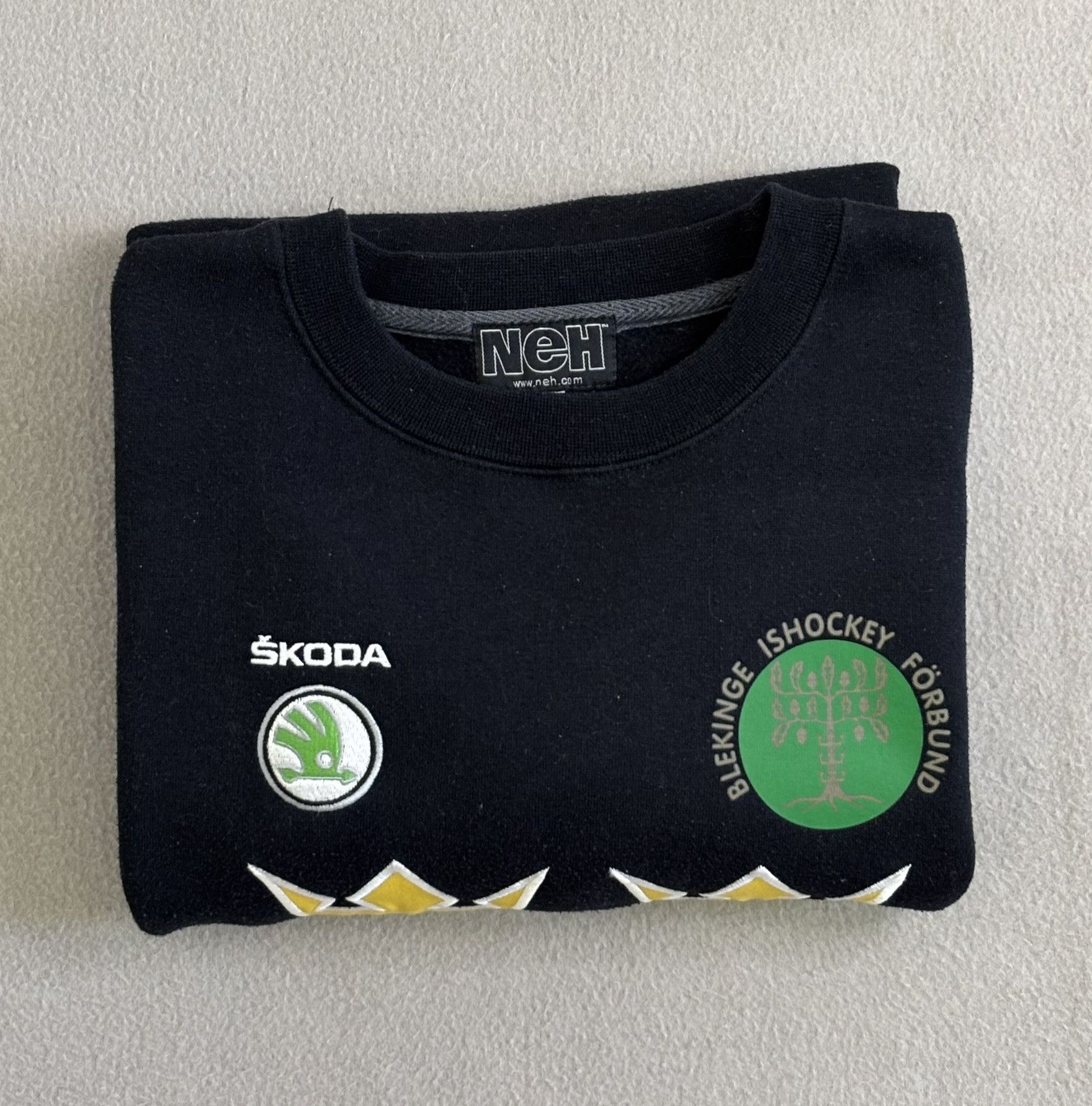 Vintage Blekinge IshockeyForbund Skoda NEH Hockey Sweatshirt medium Size US M / EU 48-50 / 2 - 12 Thumbnail