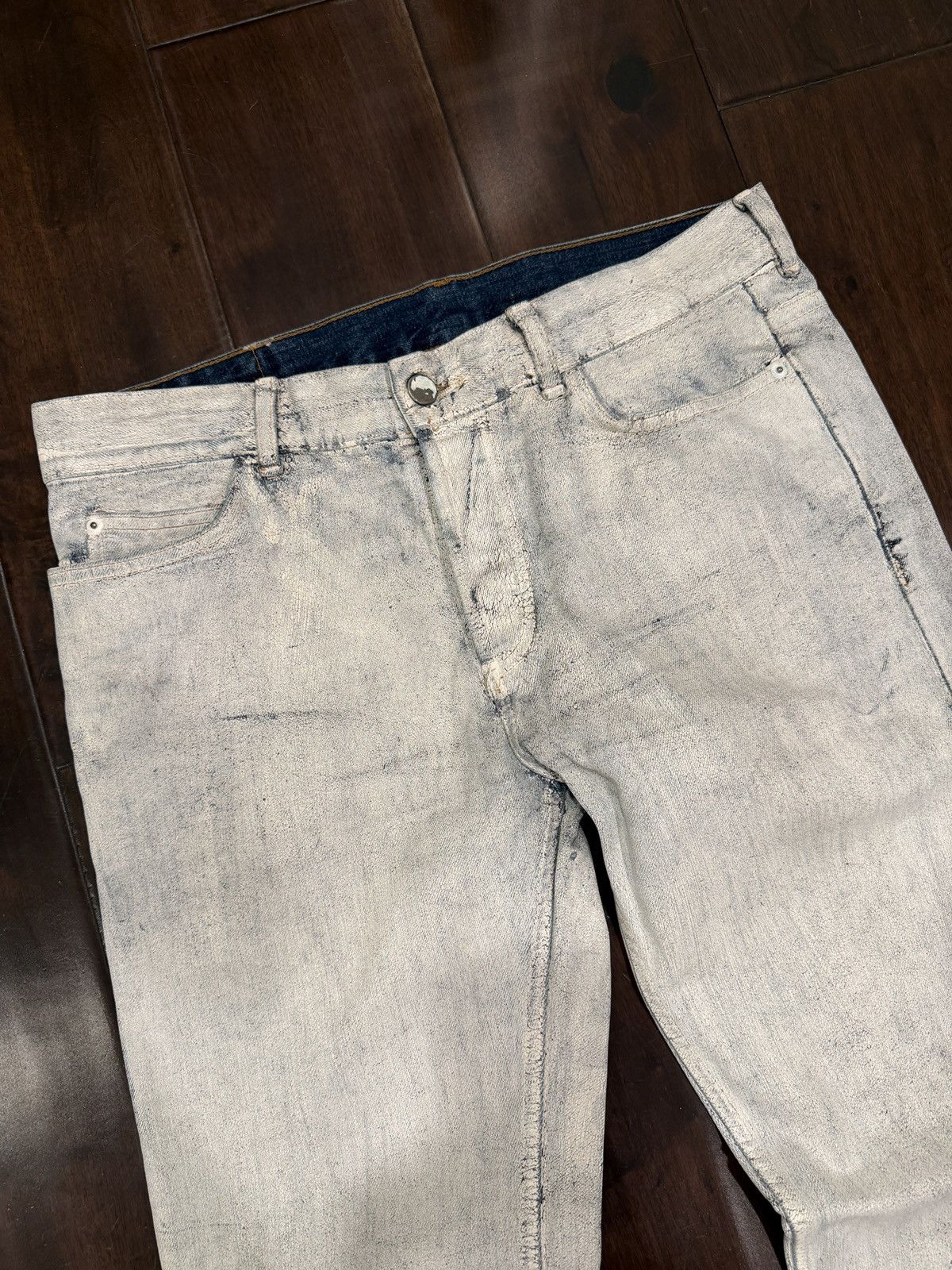 H&M × Maison Margiela Maison Margiela H&M White Painted Paint Denim Jeans 31 Size US 31 - 2 Thumbnail