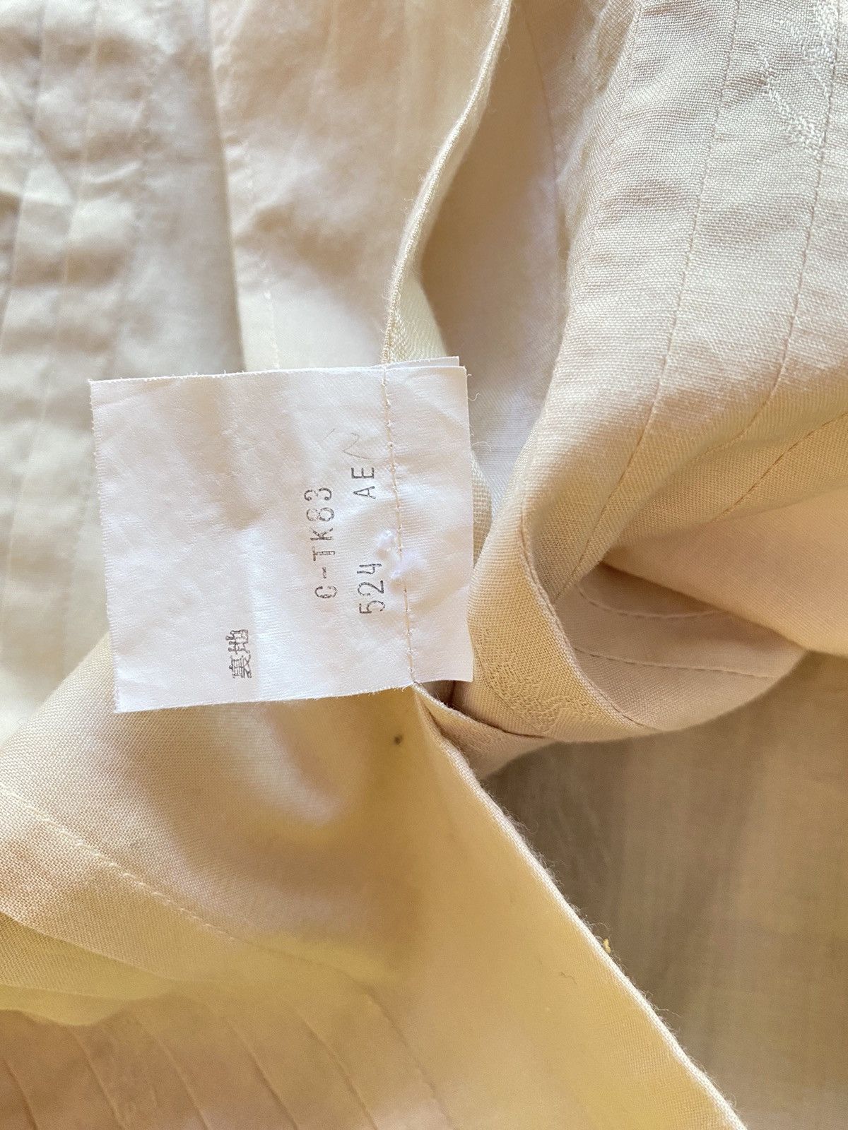 Burberry BURBERRY Beige Pleated Button-Up Shirt Size M / US 6-8 / IT 42-44 - 6 Thumbnail