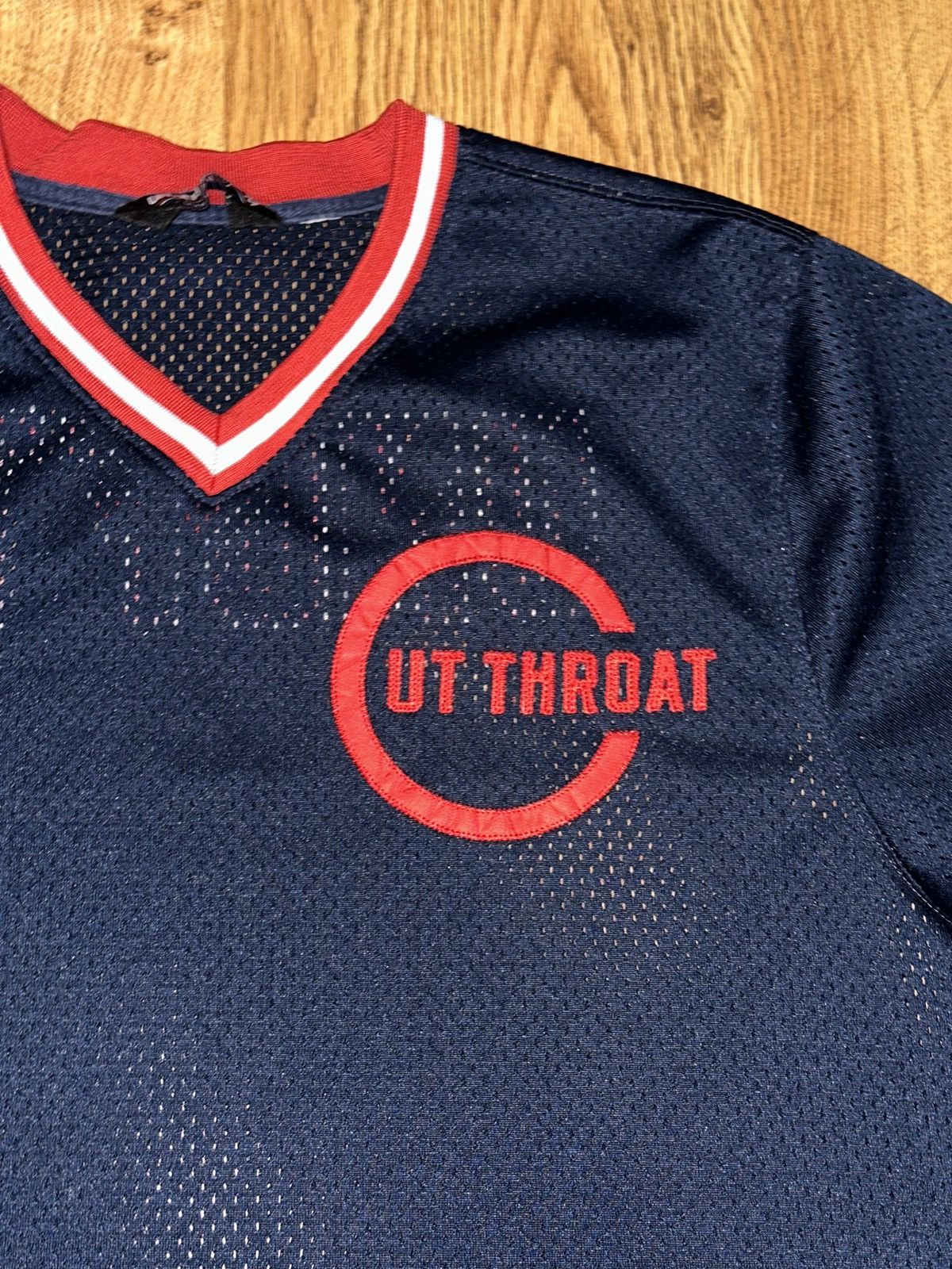 Undefeated UNDEFEATED Cut Throat Spell Out Logo Jersey Medium Size US M / EU 48-50 / 2 - 2 Thumbnail