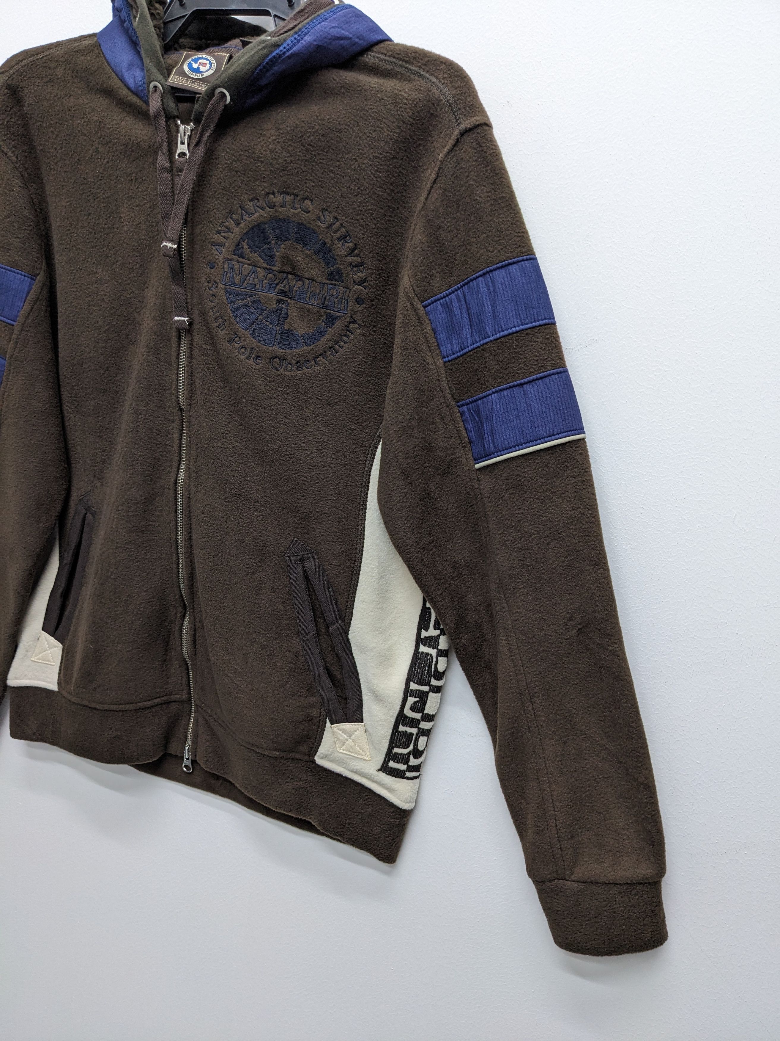 Napapijri NAPAPIJIRI GEOGRAPHIC ANTARCTIC SURVEY HOODIES Size US L / EU 52-54 / 3 - 5 Thumbnail