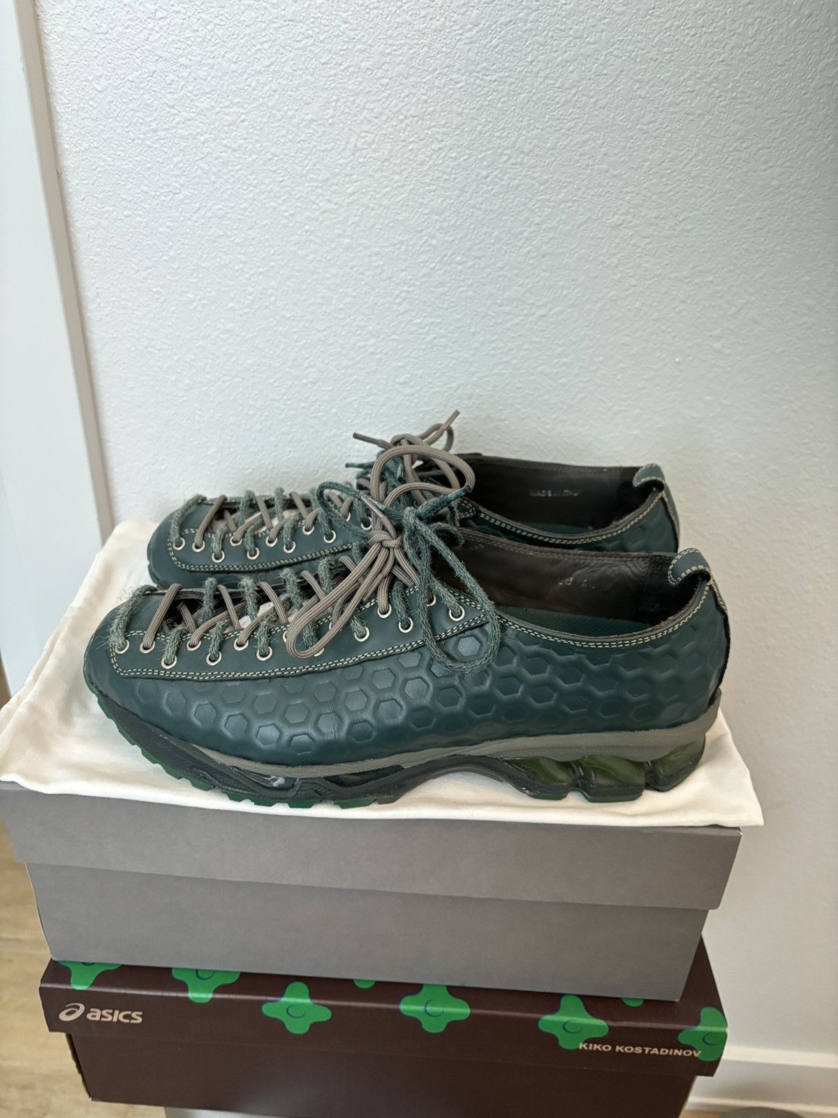 Kiko Kostadinov Hybrid Zlatyu/GEL-KAYANO 14 Shoe | Hypebeast