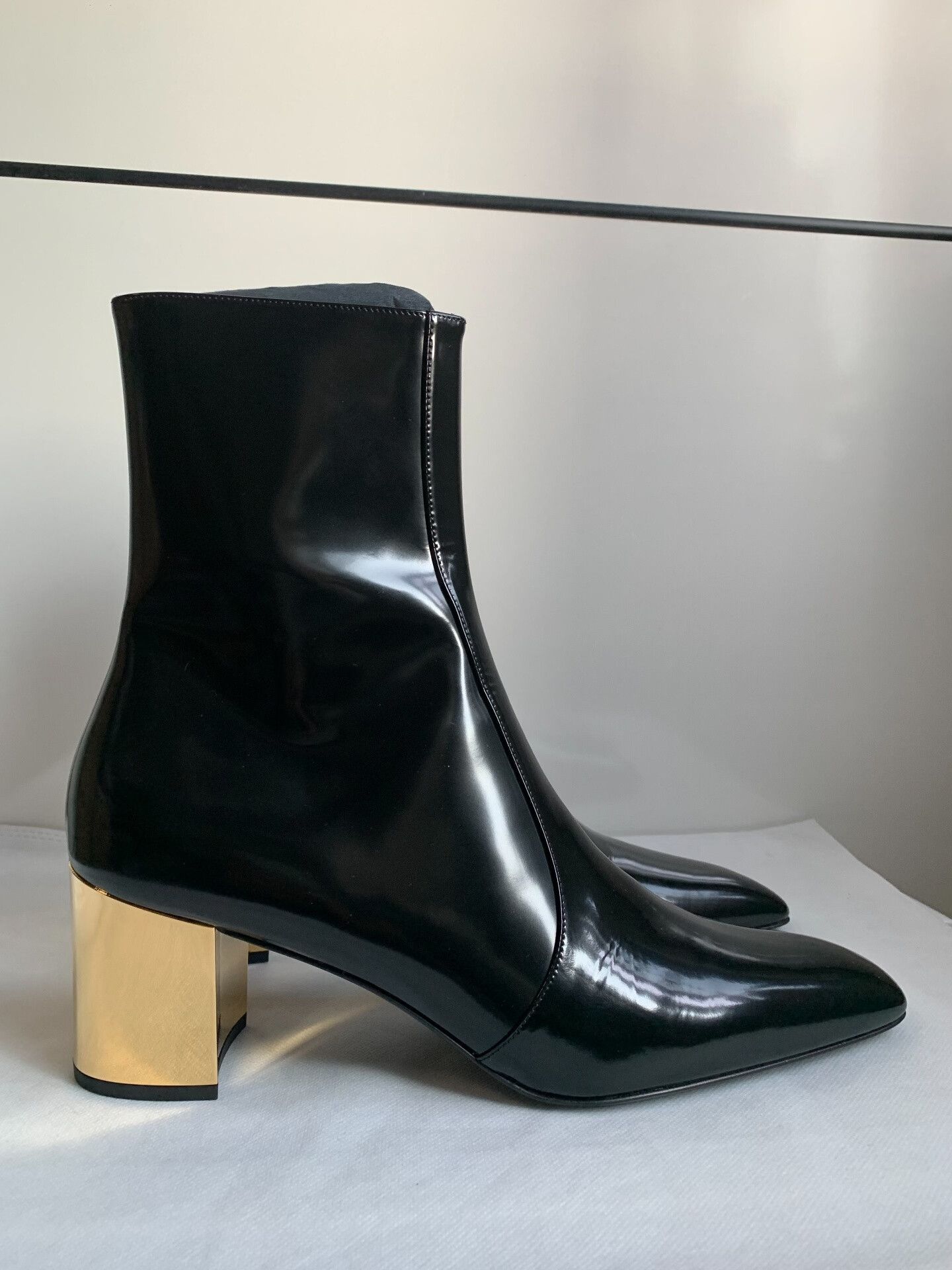 Saint Laurent Paris Saint Laurent XIV Gold Heel Chelsea Boots Size US 10 / EU 43 - 1 Thumbnail