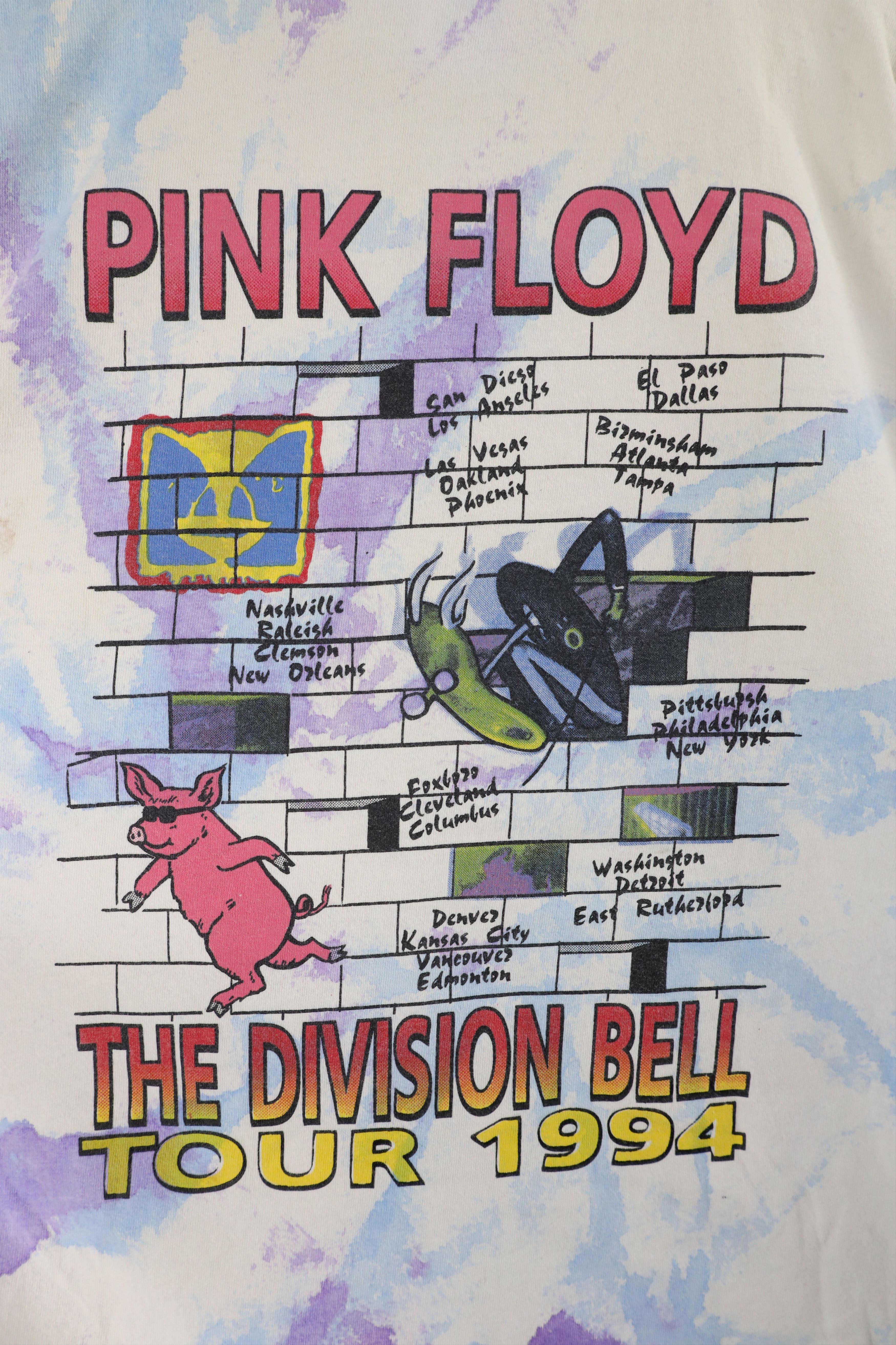 Vintage Vintage 90s Division Bell Tour Pink Floyd Band T-Shirt USA Size US XL / EU 56 / 4 - 11 Thumbnail