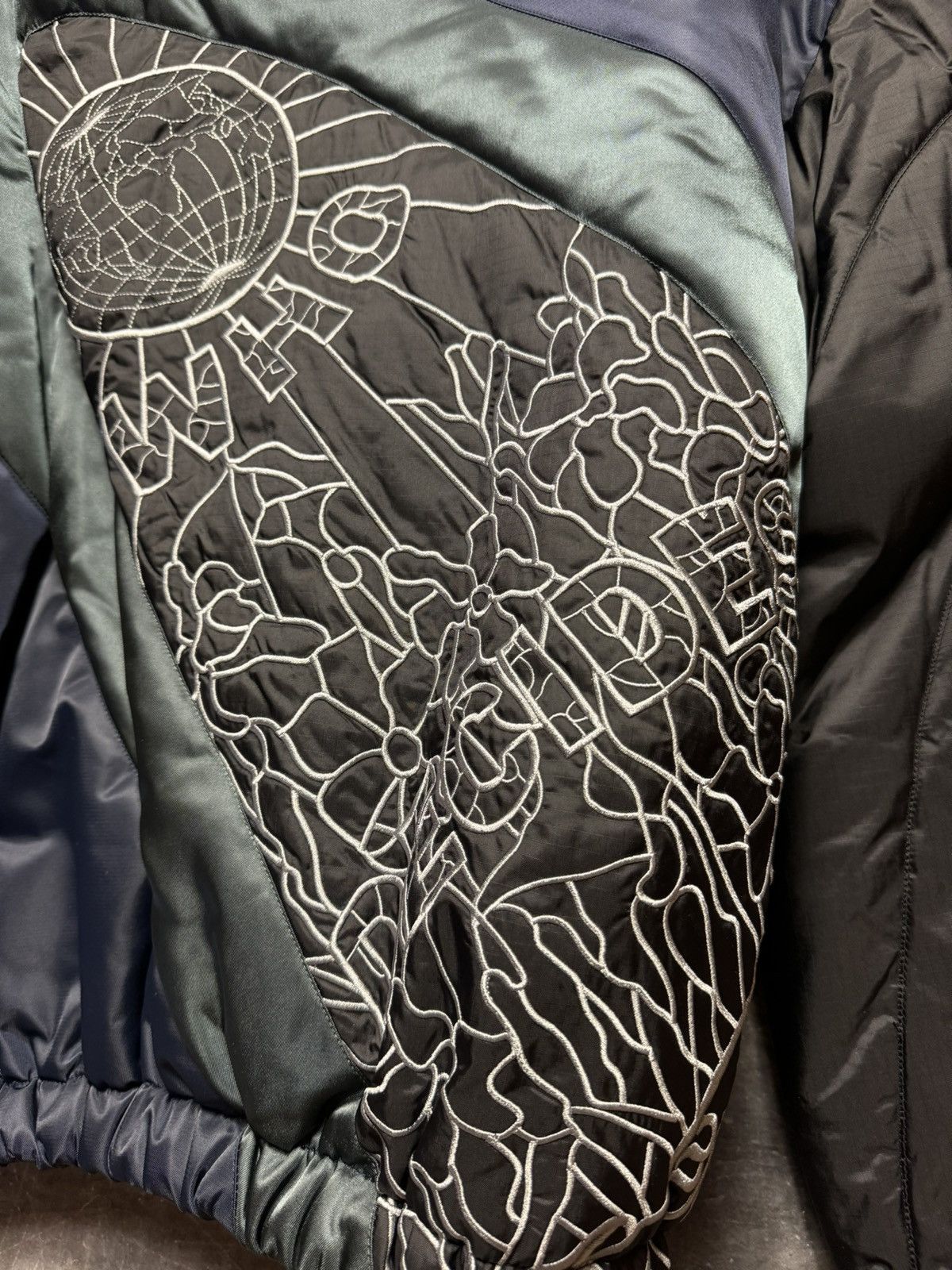 Who Decides War Who Decides War Diagonal Glass Puffer Jacket Size US XL / EU 56 / 4 - 3 Thumbnail