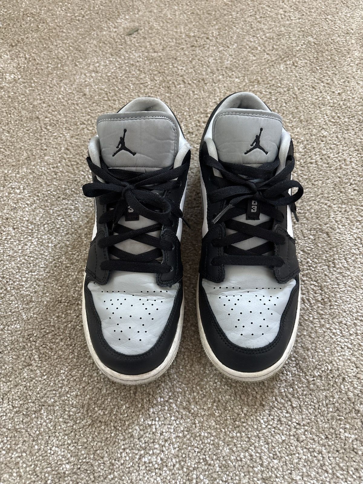Jordan Brand × Nike Jordan 1 “Smoke Grey” Size US 7.5 / IT 37.5 - 3 Thumbnail