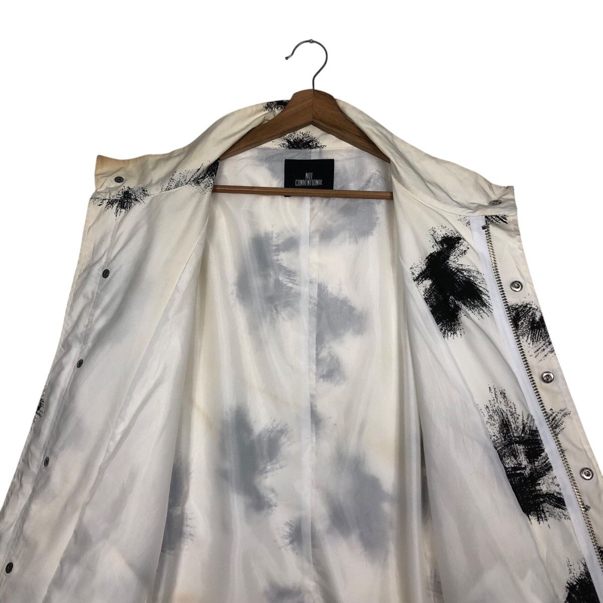 Japanese Brand 📌Vintage Long Jacket Painted Design Not Conventional Japan Size US M / EU 48-50 / 2 - 16 Thumbnail