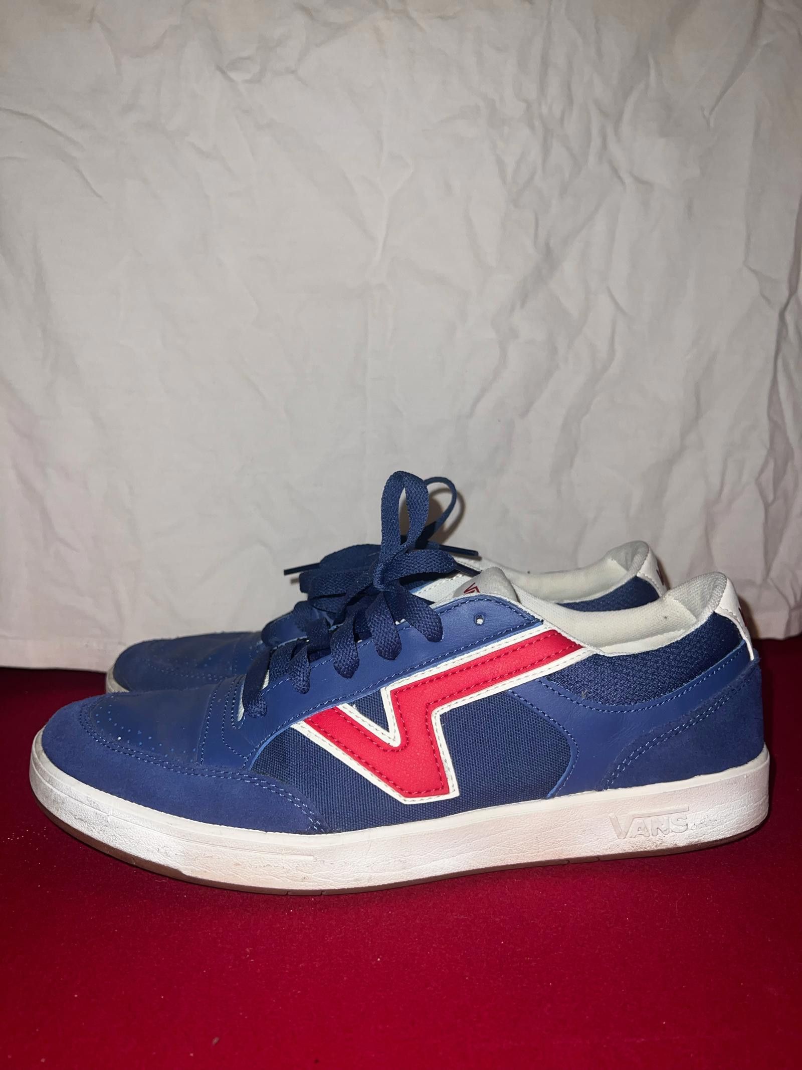 Vans Stylish VANS Blue and Red Sneakers Size US 11 / EU 44 - 1 Thumbnail