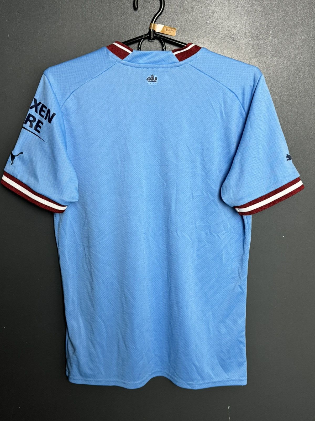 Puma Manchester City 22/23 Home Football Jersey Size US S / EU 44-46 / 1 - 2 Thumbnail
