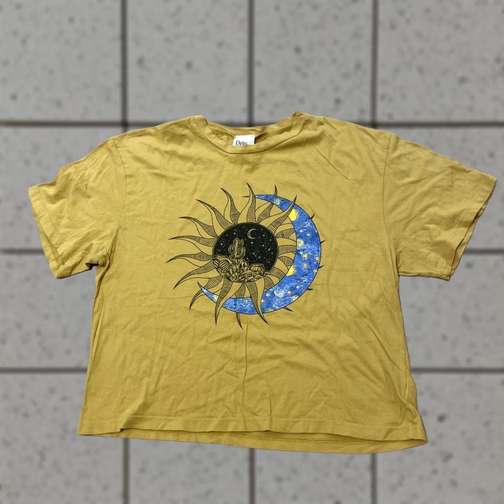 Vintage VINTAGE Dirtee Laundry Crop Top Shirt Women XL Y2k Fairy Sun Moon Desert Yellow 38" Size XL / US 12-14 / IT 48-50 - 1 Thumbnail