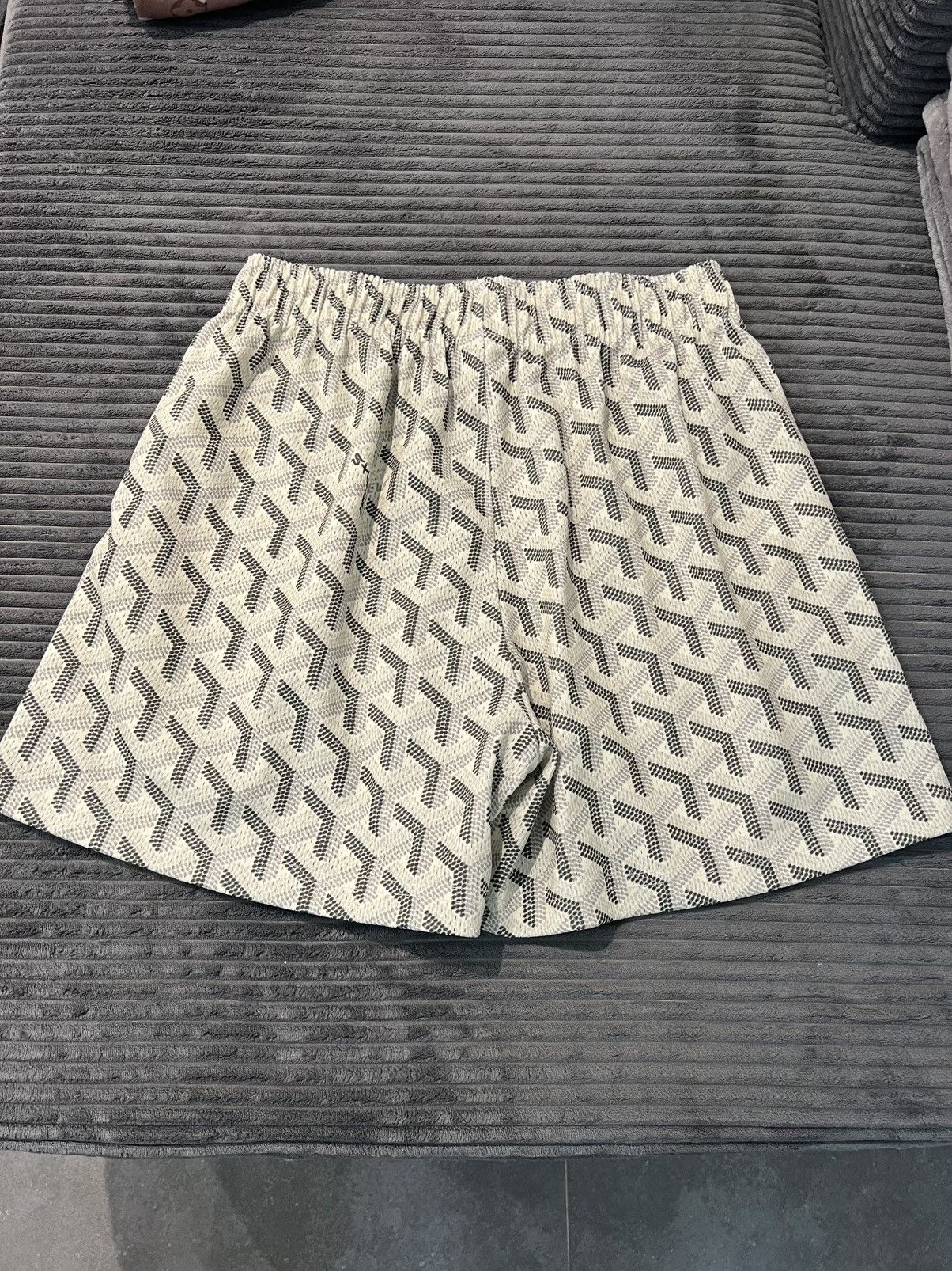 Bravest Studios Bravest studios Goyard shorts Size US 34 / EU 50 - 2 Thumbnail