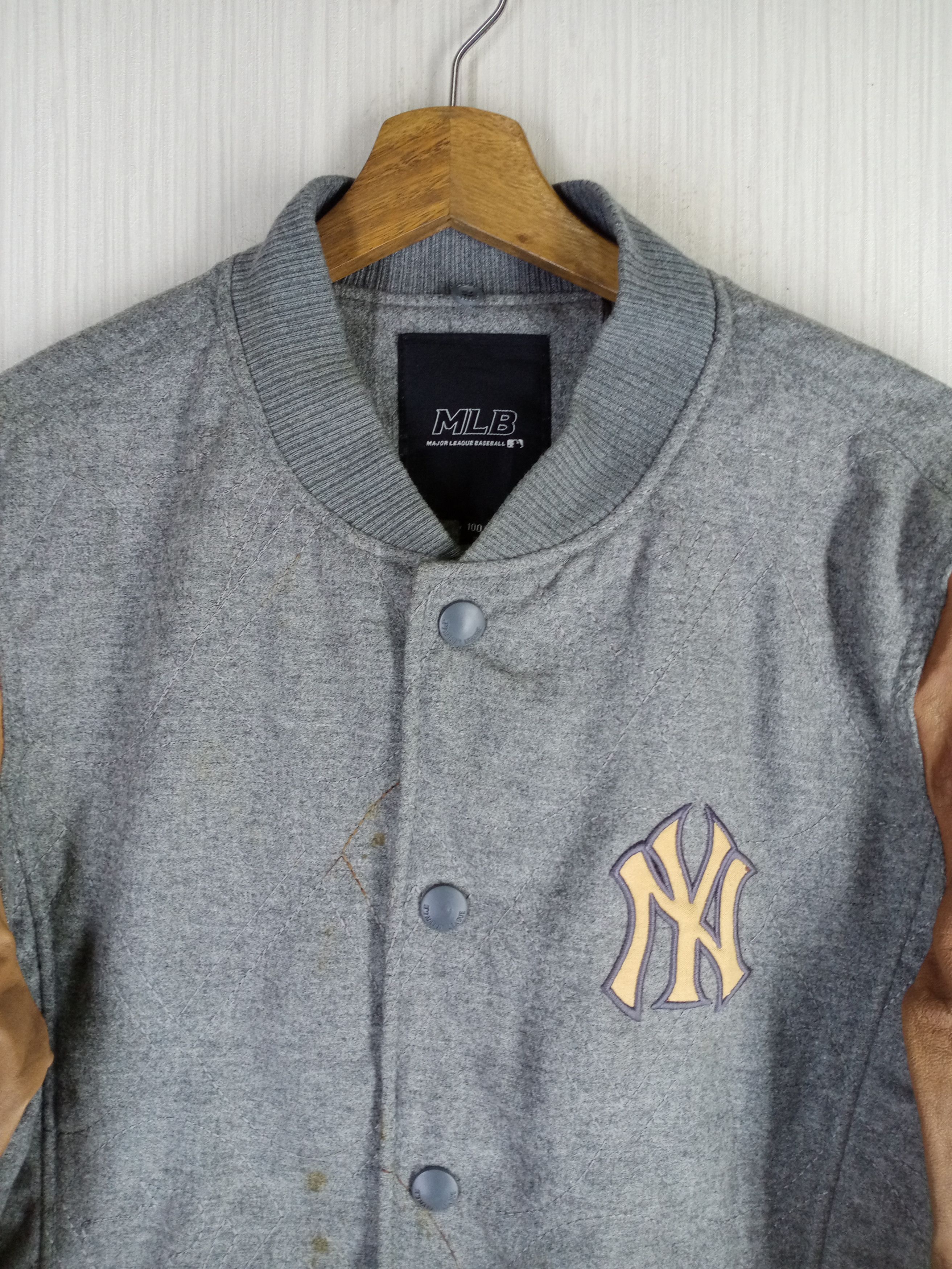 New York Yankees Rare Vintage New York Yankees MLB Varsity Jacket Size US M / EU 48-50 / 2 - 2 Thumbnail