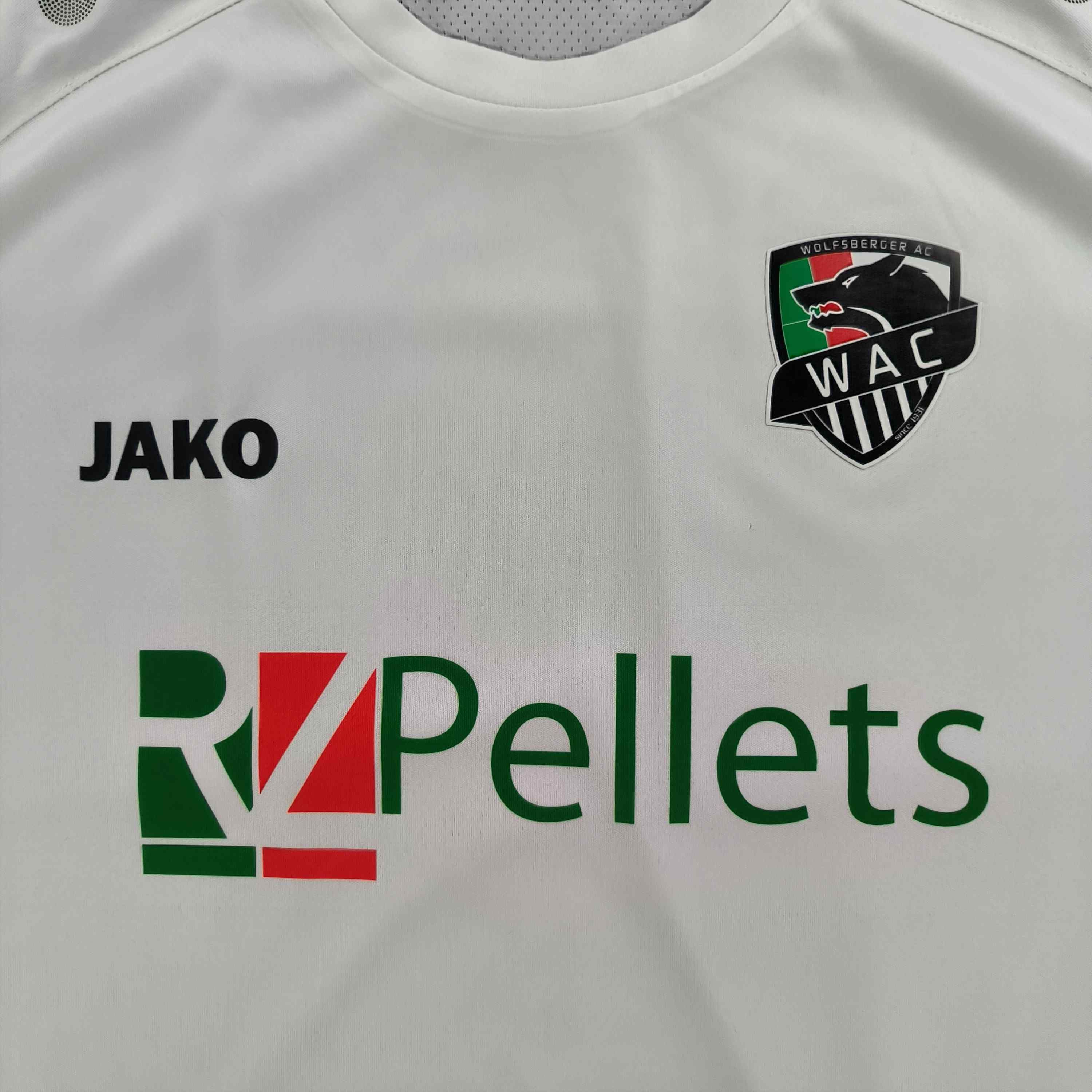 Other Wolfsberger AC 2019-20 Jako home football jersey size L Size US L / EU 52-54 / 3 - 3 Thumbnail