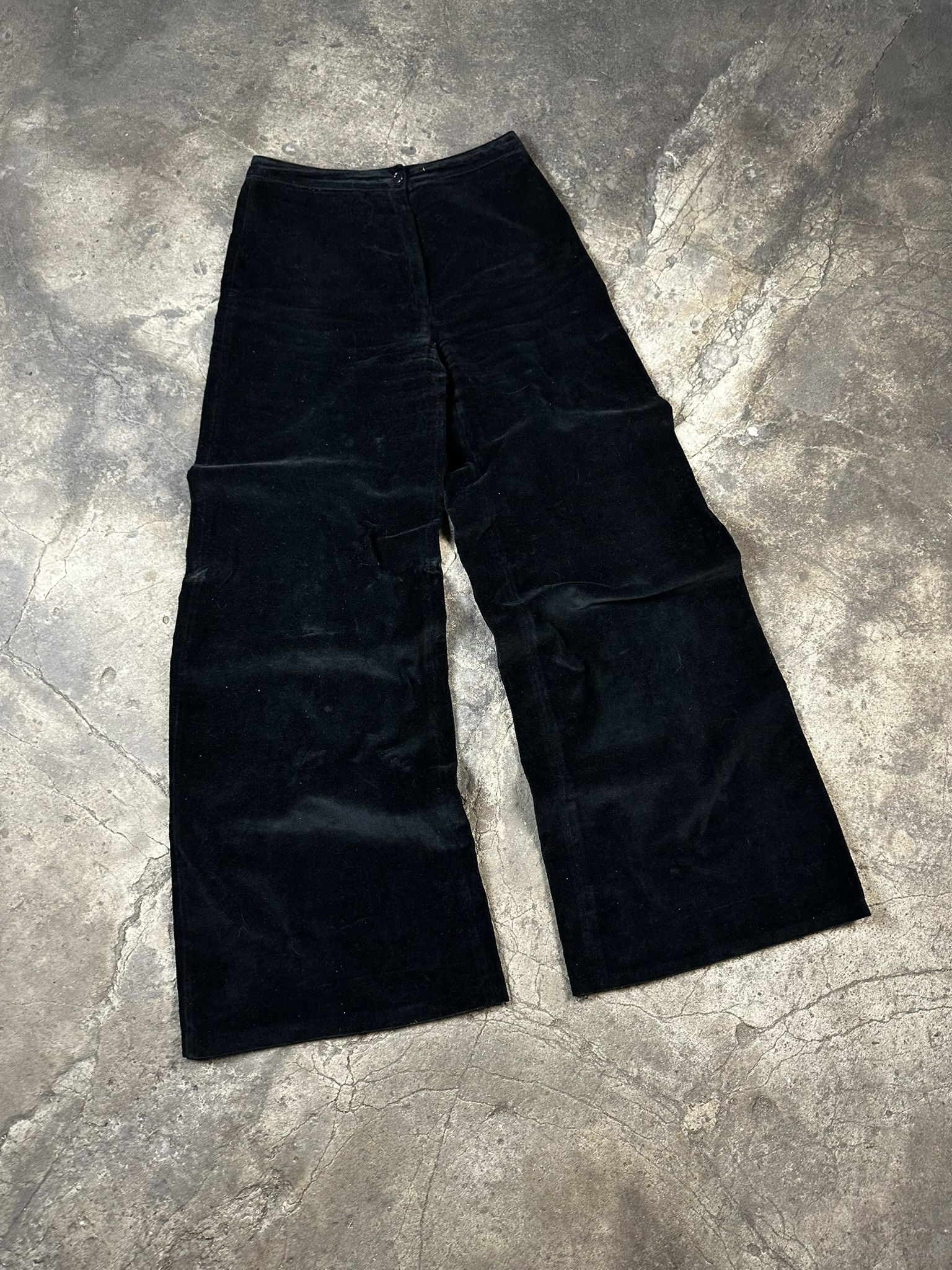 Japanese Brand 70s Velvet Flaired Avant Garde Baggy Oversized Pants Size US 28 / EU 44 - 1 Thumbnail