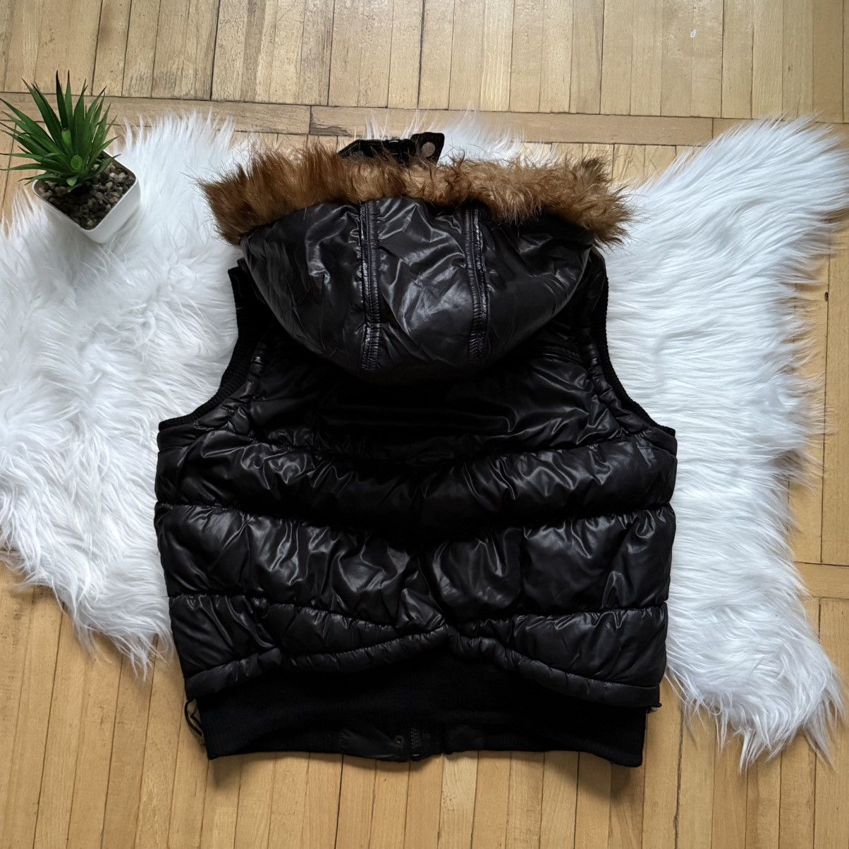 If Six Was Nine 📌 Vintage Max Blue Y2K 00s Fur Hood Black Vest Size S / US 4 / IT 40 - 11 Thumbnail