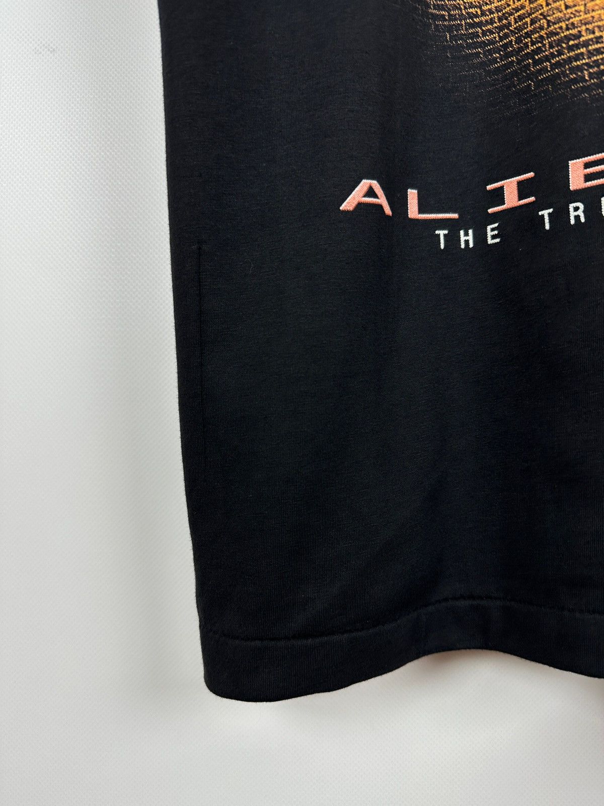 Alien Workshop 1996 Vintage Alien Workshop Alienated Single Stitch T-Shirt Size US L / EU 52-54 / 3 - 7 Thumbnail