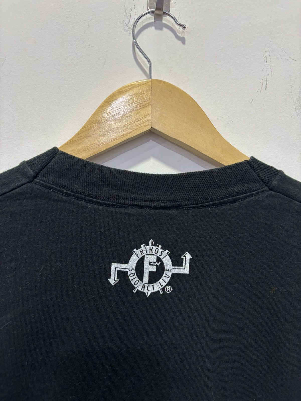 Vintage Vintage Mitsuru Fkikosi Solo Act Live Tshirt Size US L / EU 52-54 / 3 - 2 Thumbnail