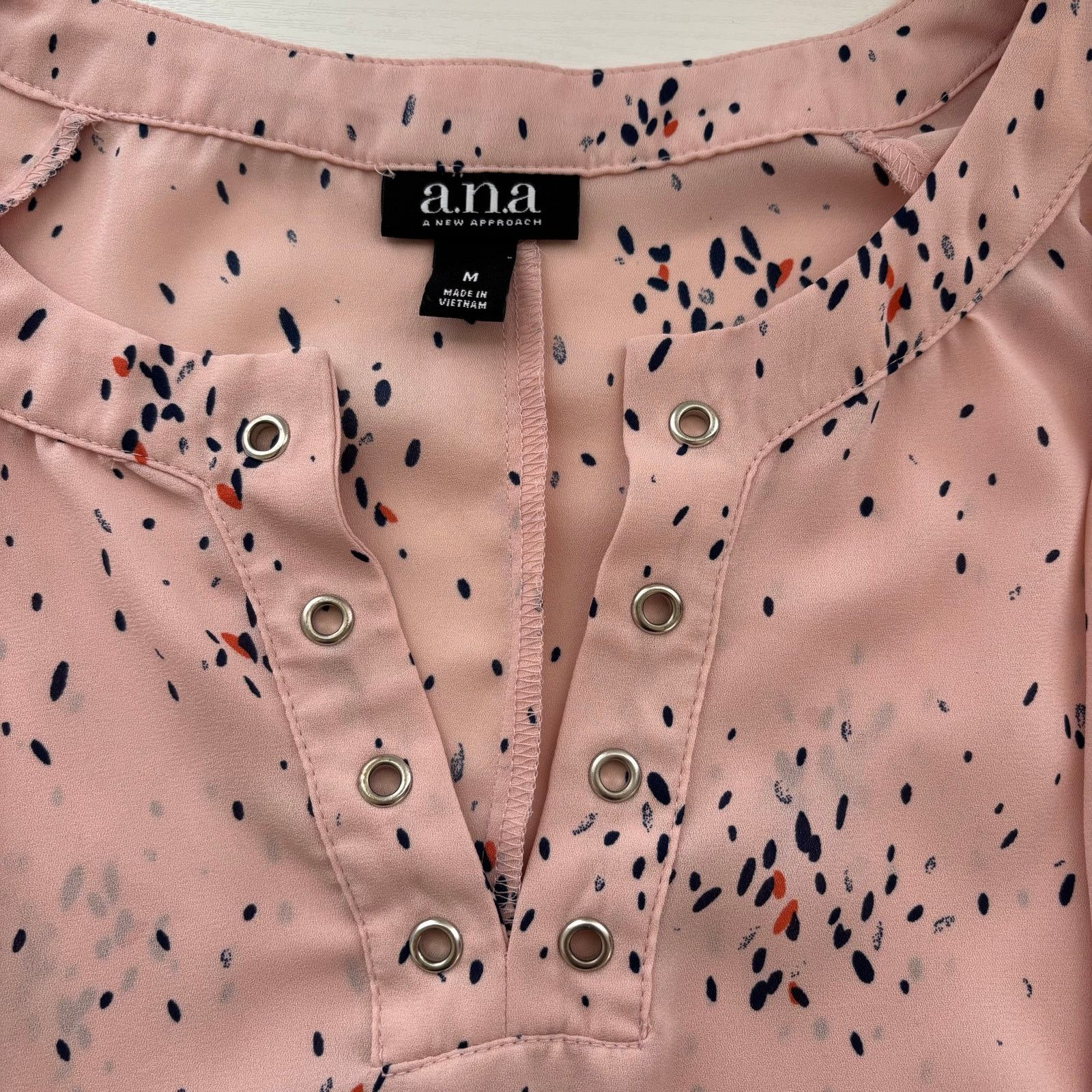 Other a.n.a Pink Splatter Dot V-Neck Long Sleeve Ruffle Hem Blouse Size M / US 6-8 / IT 42-44 - 5 Thumbnail