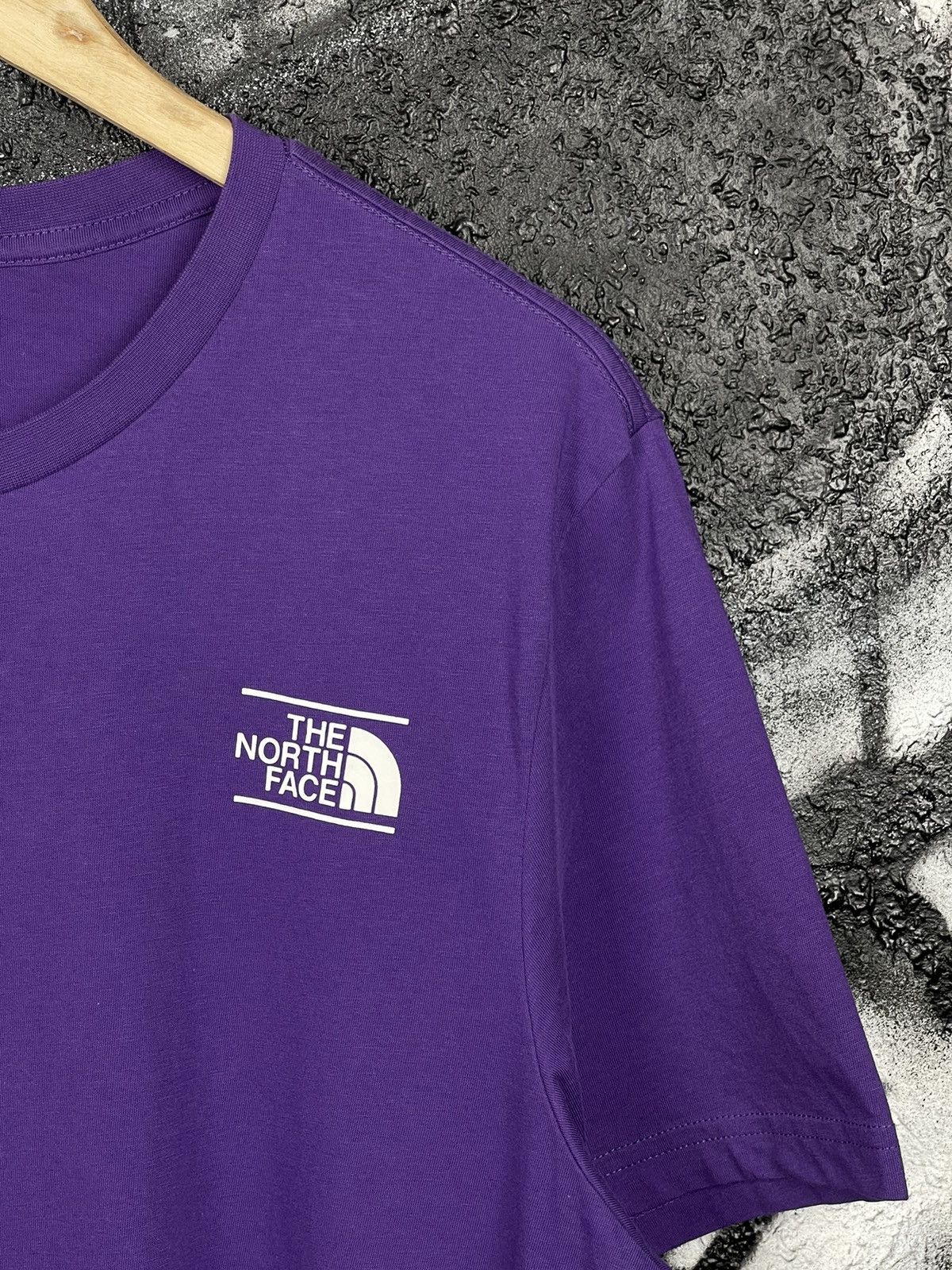 The North Face The North Face Purple T-Shirt Big Logo Size L Size US L / EU 52-54 / 3 - 5 Thumbnail
