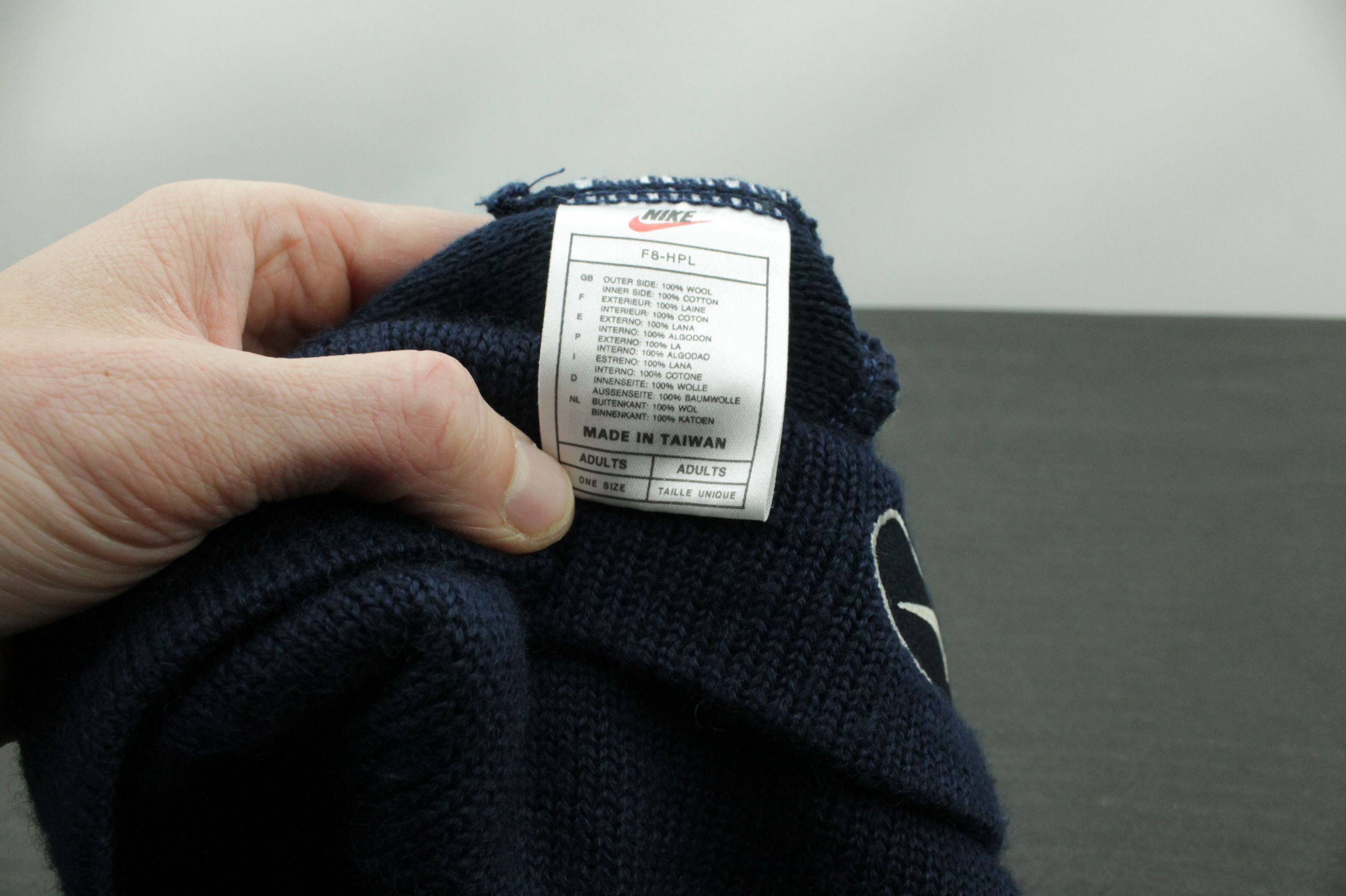 Nike Vintage 90's Nike Beanie Winter Navy Wool Hat Size ONE SIZE - 3 Thumbnail