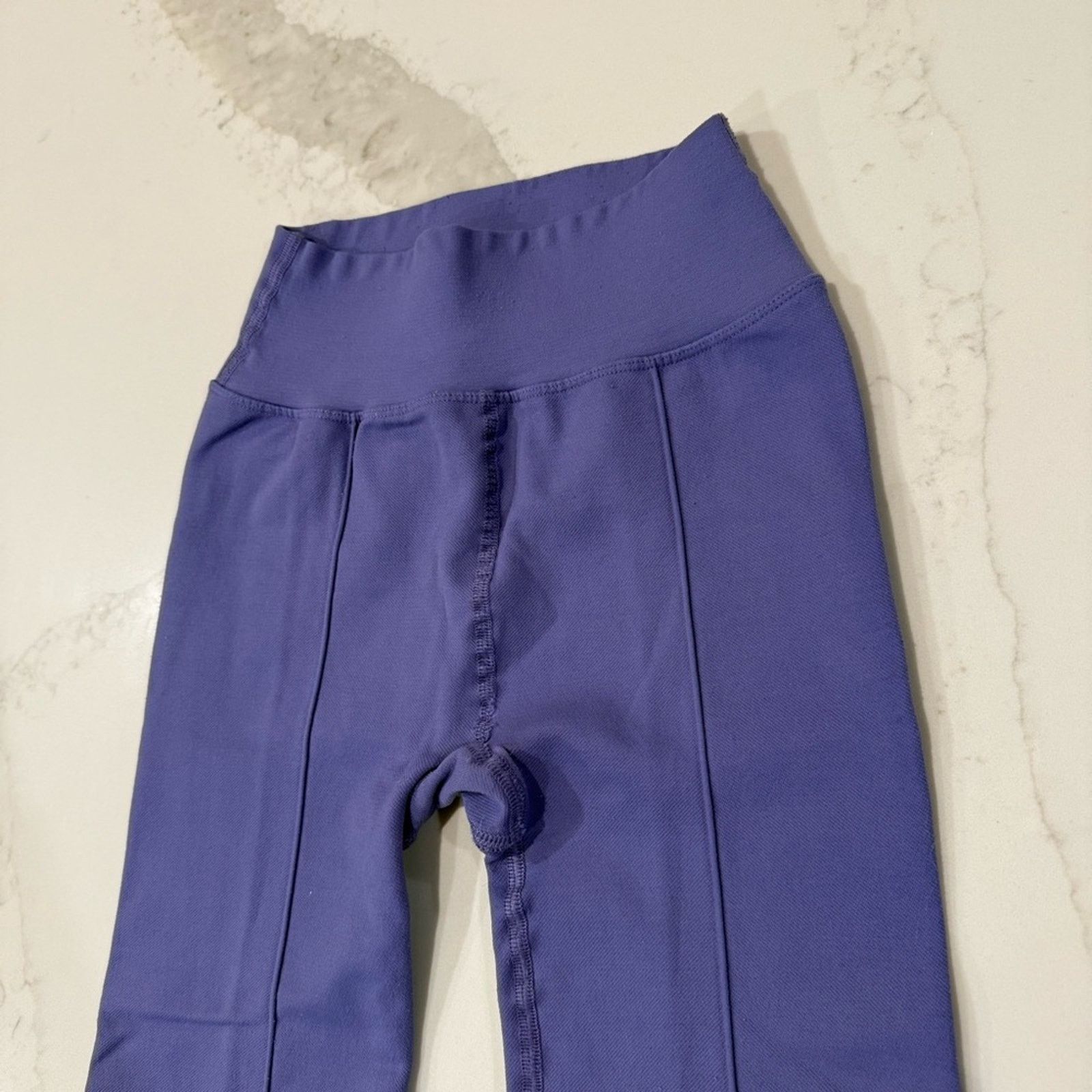 Free People Free People Movement Split Front Flare Leggings Women’s XXS Size 24" / US 00 / IT 34 - 3 Thumbnail