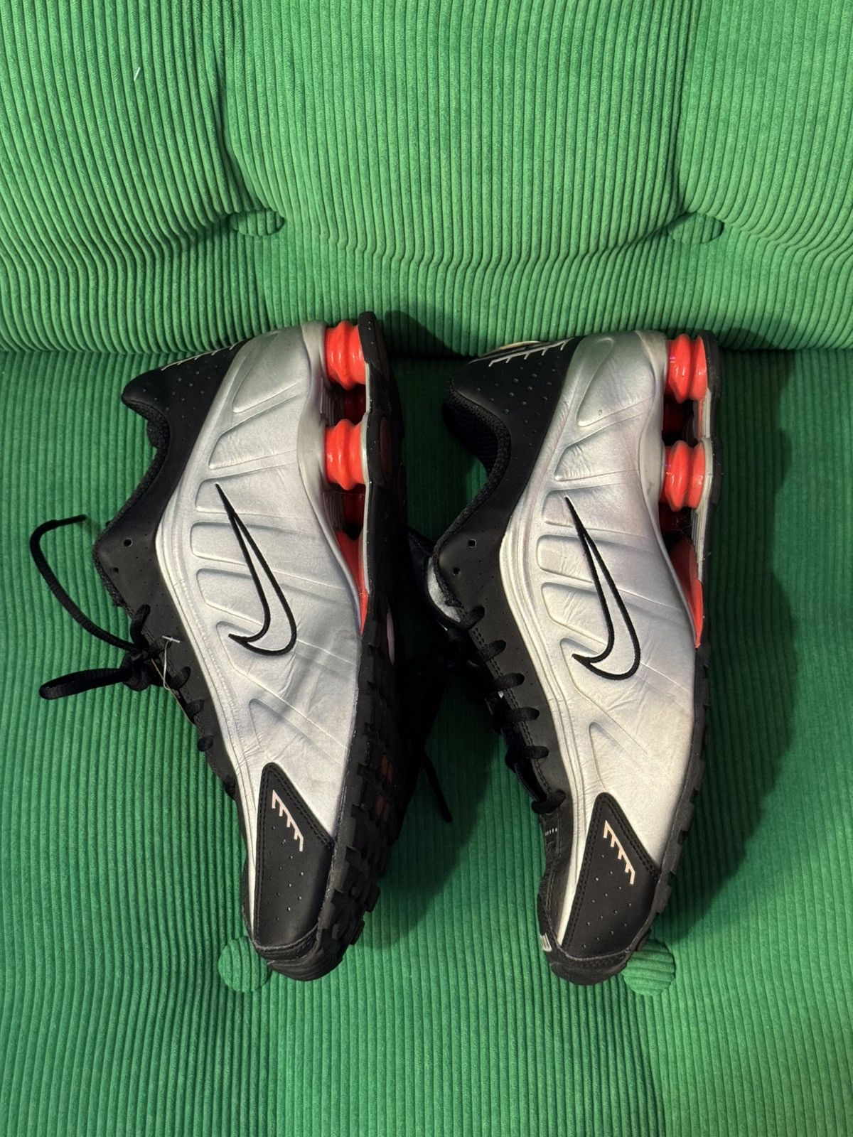 Nike Nike Shox R4 (2024) Shoes Size US 10.5 / EU 43-44 - 3 Thumbnail
