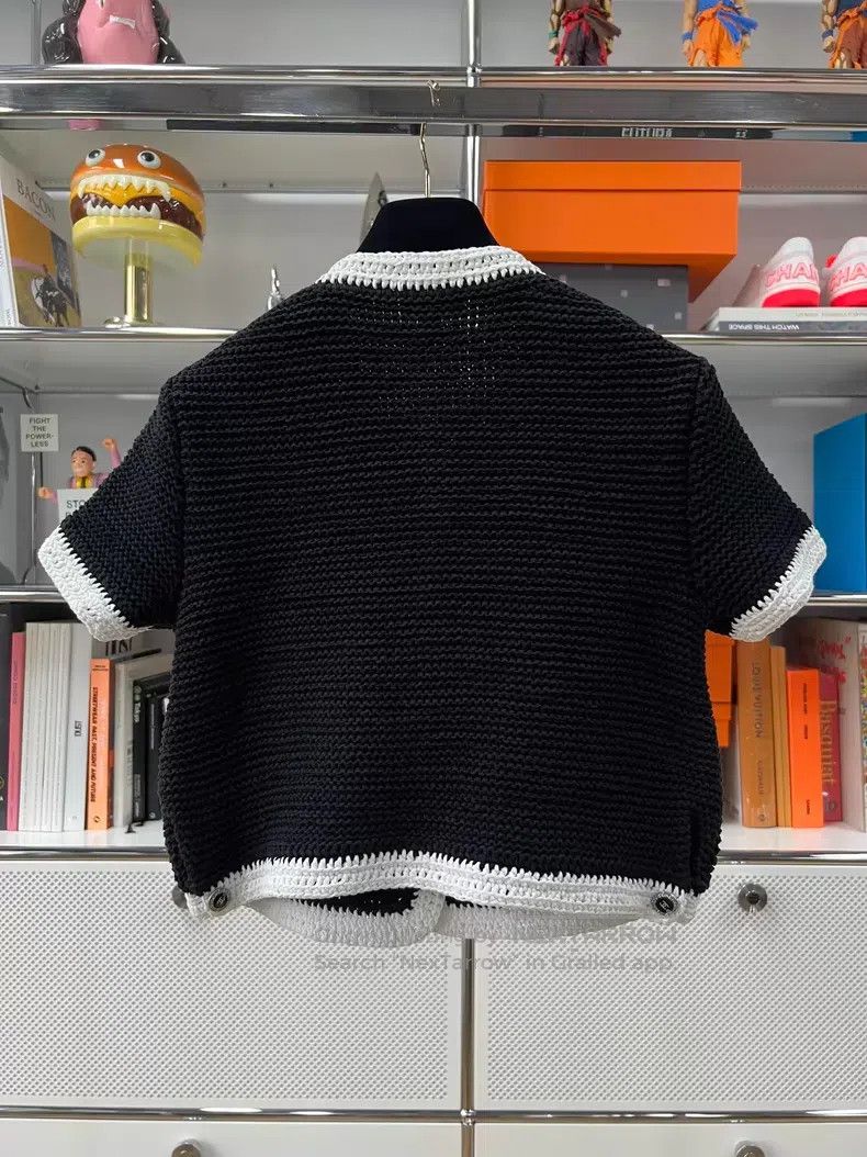 Chanel Chanel Classic black and white short-sleeved knitted cardi Size XS / US 0-2 / IT 36-38 - 3 Thumbnail