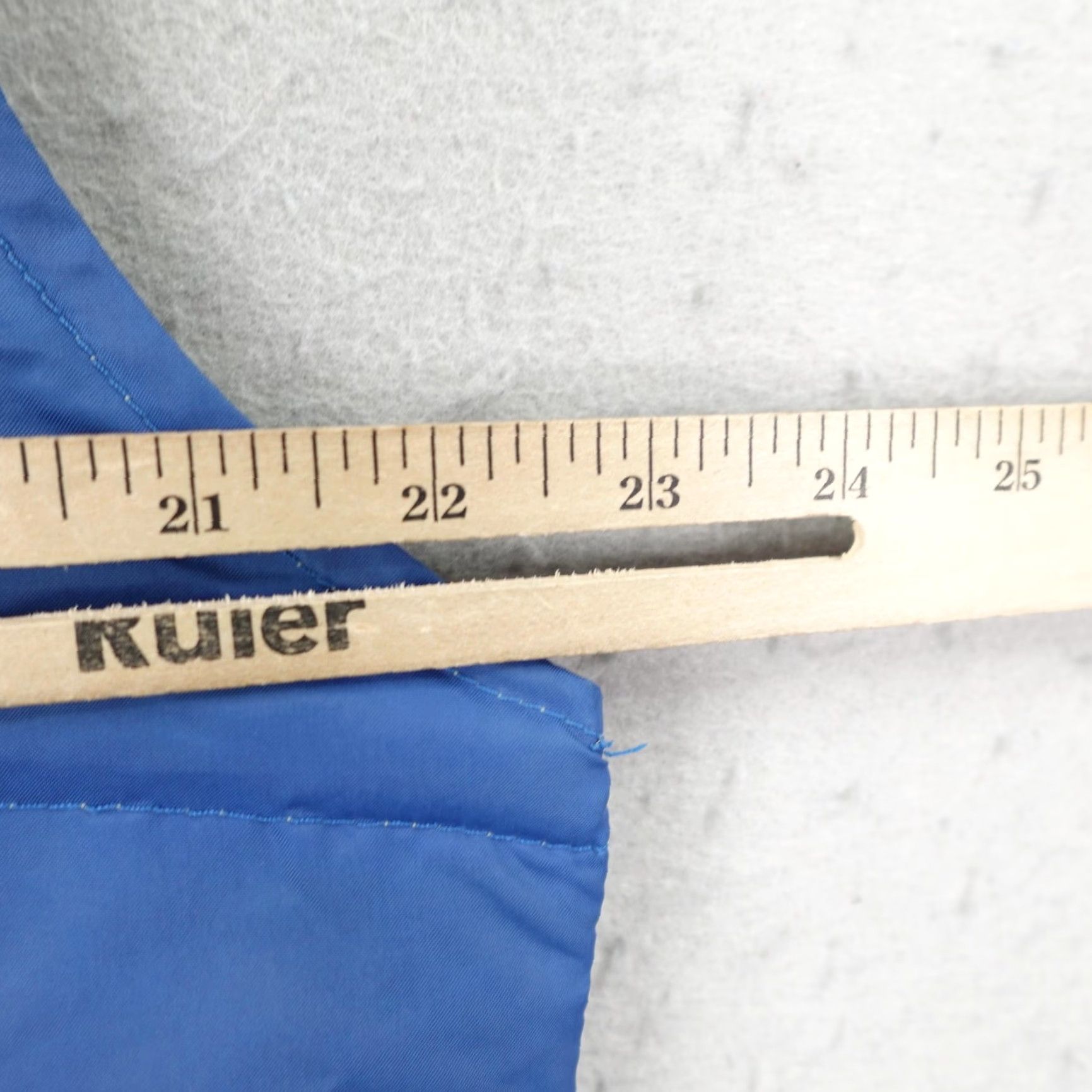Vintage VINTAGE Pioneer Wear Vest Mens Medium Blue Quilted Down Insulated 80s Puffer Vest Mens Medium Blue 80s Outdoors Mens Size US M / EU 48-50 / 2 - 6 Thumbnail