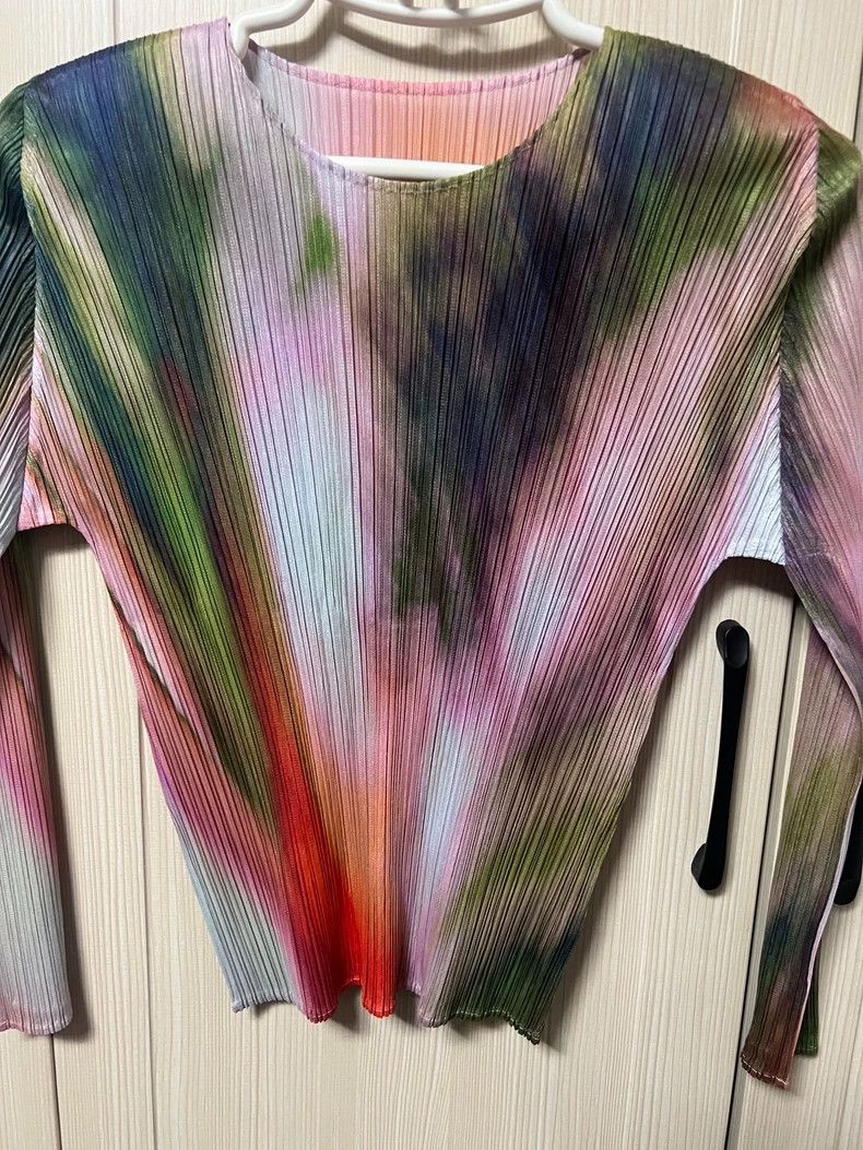 Issey Miyake Issey Miyake Pink and green color-blocked pleated top Size XS / US 0-2 / IT 36-38 - 2 Thumbnail
