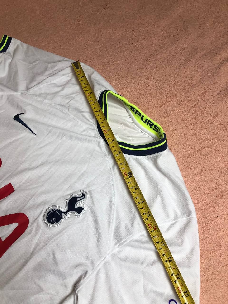 Nike Tottenham Hotspur home shirt jersey Nike Size US L / EU 52-54 / 3 - 9 Thumbnail