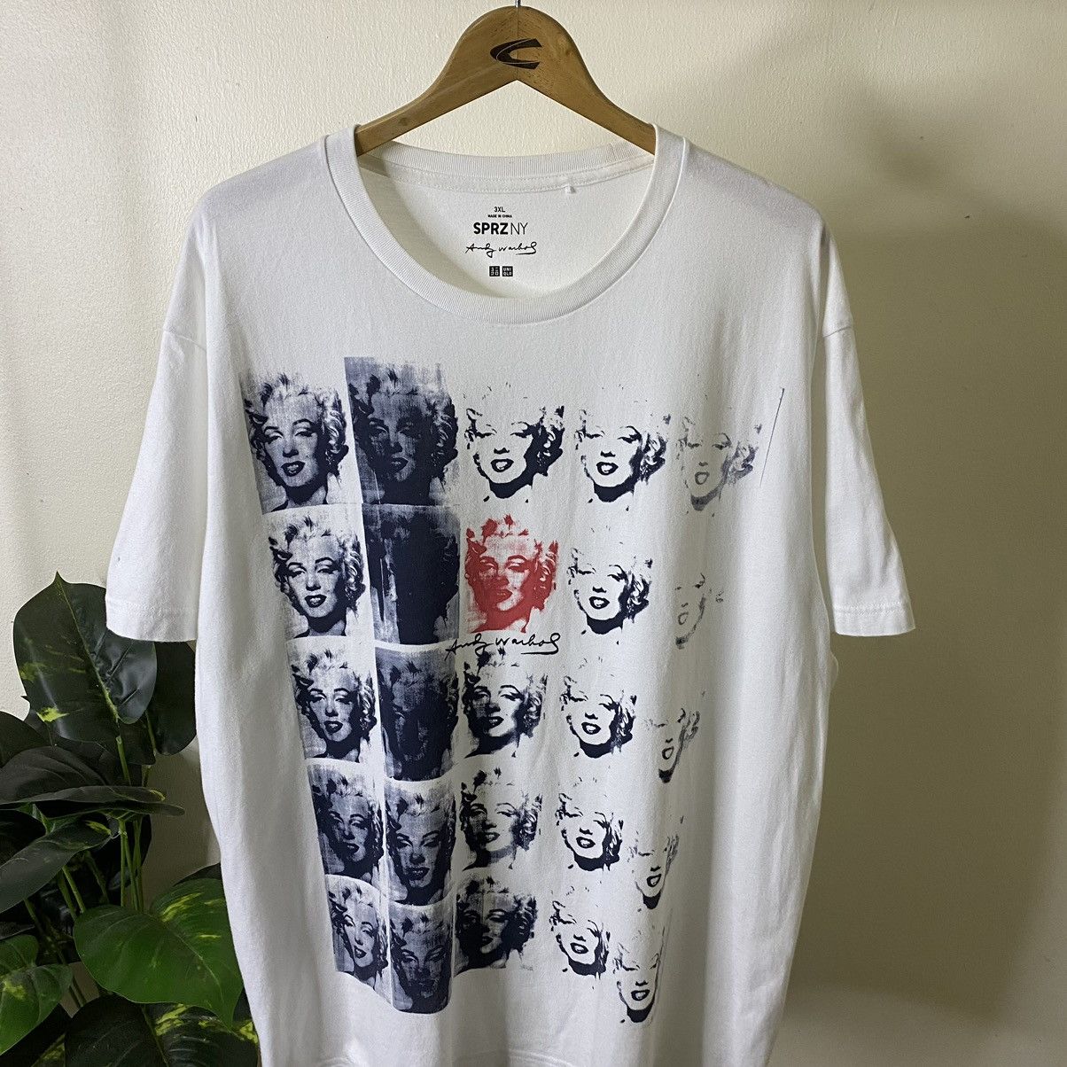 Andy Warhol × Uniqlo Andy Warhol x Marilyn Monroe For Uniqlo UT Collaboration Tee Size US XXL / EU 58 / 5 - 2 Thumbnail