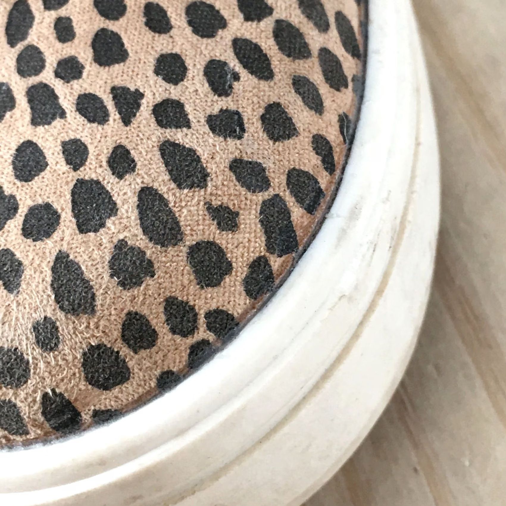 Vintage Universal Thread Shoes Womens 8.5 Lilian Leopard Mid Top Casual Sneaker Beige Size M / US 6-8 / IT 42-44 - 4 Thumbnail