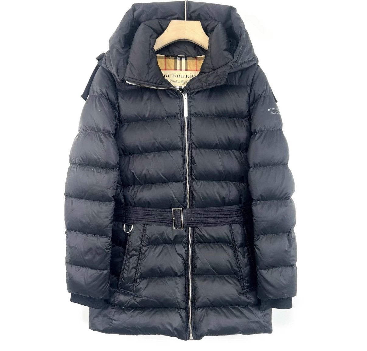 Burberry Burberry Black Hooded Mid-Length Down Jacket K12 Size M / US 6-8 / IT 42-44 - 1 Thumbnail