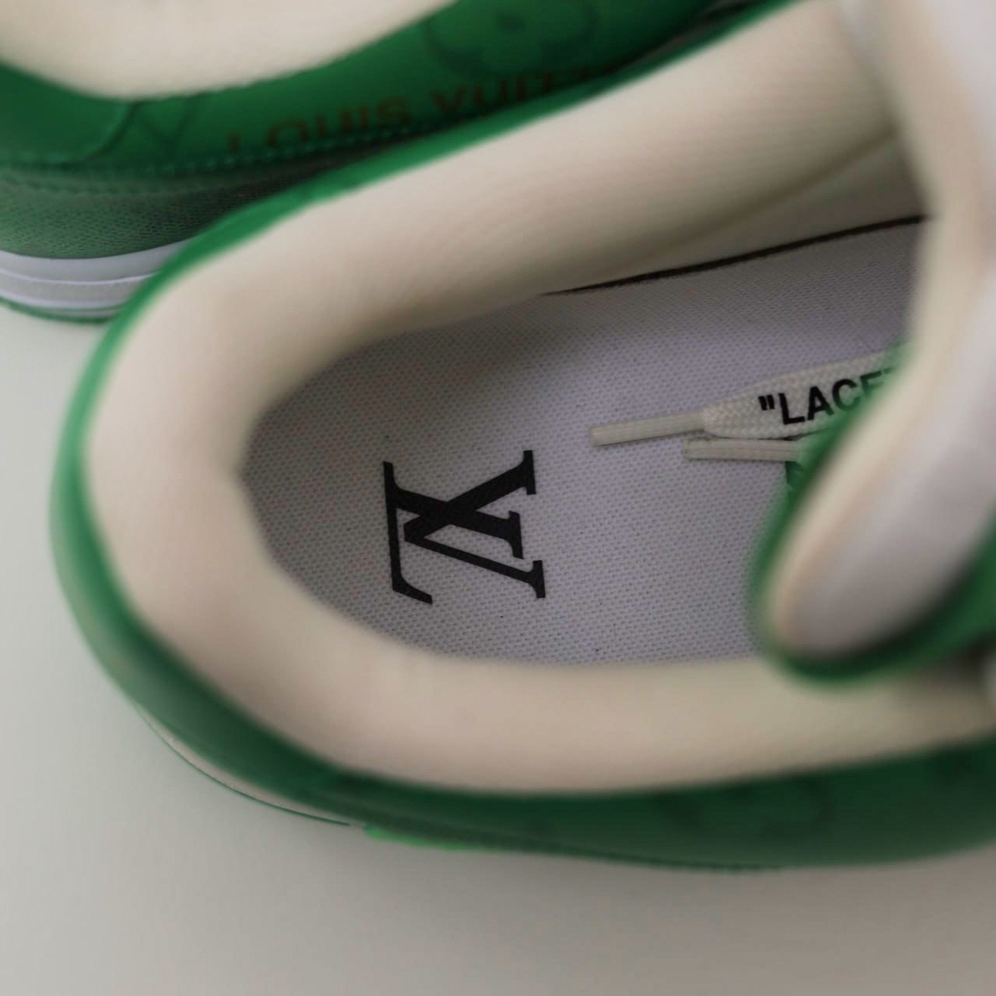 Louis Vuitton LOUIS VUITTON X NIKE AIR FORCE 1 GREEN Size US 8 / EU 41 - 13 Thumbnail