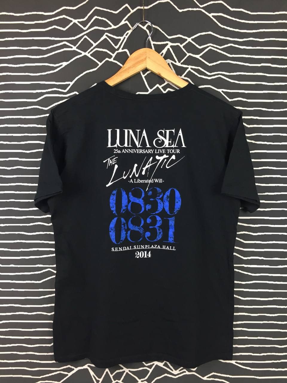 Band Tees LUNA SEA Japanese Punk Rock Band 25th Anniversary Tour Tee Size US L / EU 52-54 / 3 - 2 Thumbnail
