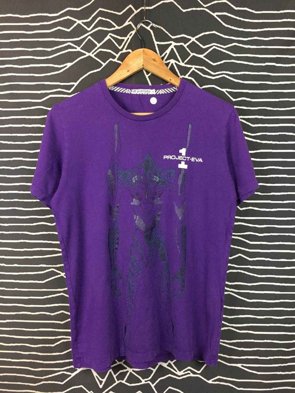 Anime Uniqlo UT Neon Genesis Evangelion Unit 01 Project EVA Tee Size US M / EU 48-50 / 2 - 1 Thumbnail